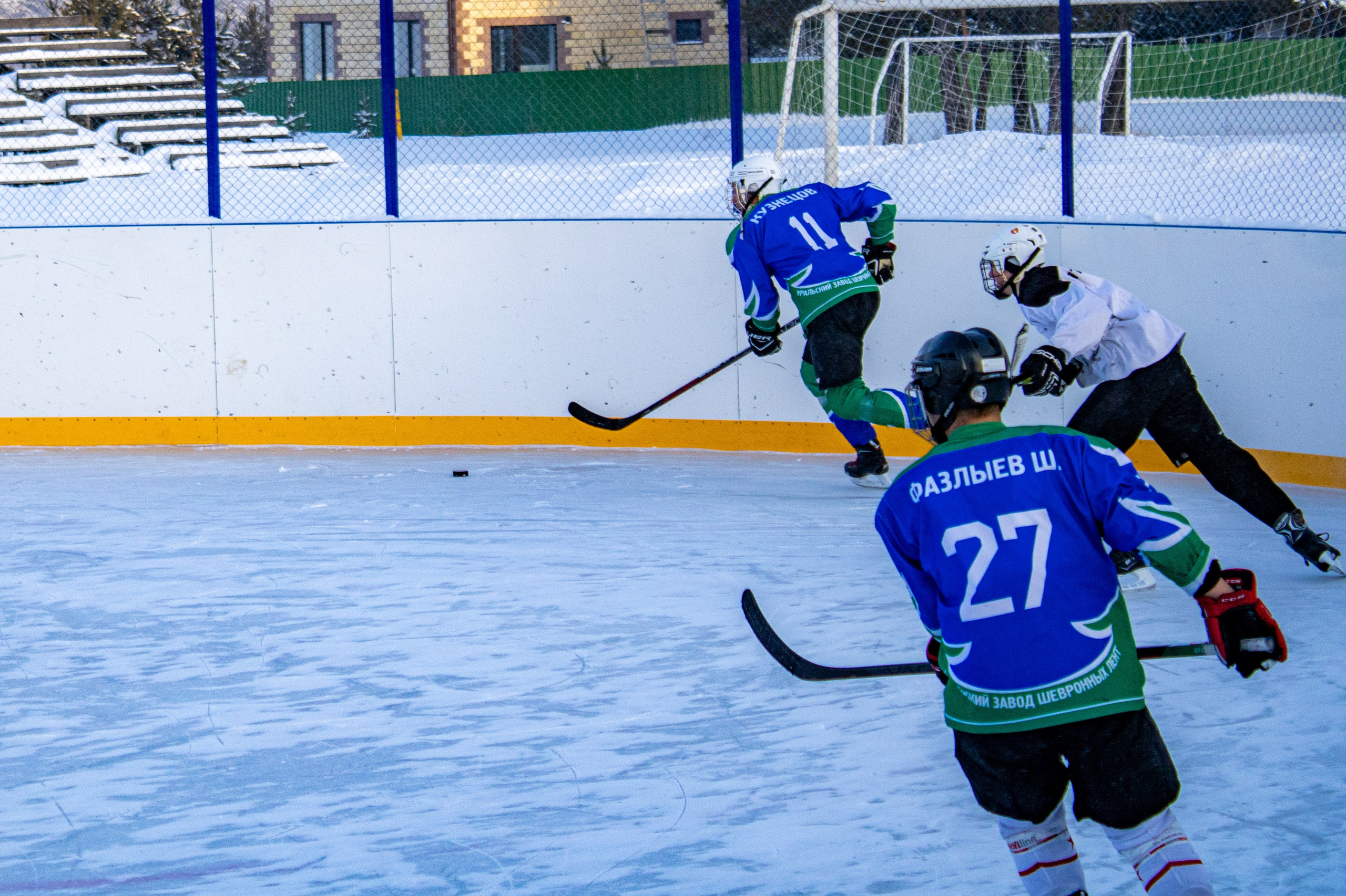Хоккей г.п Атиг-г.п Дружинино
