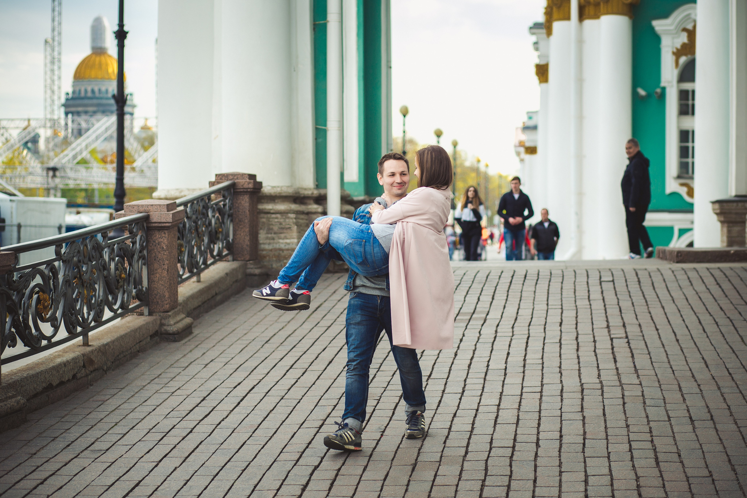 Свадьбы и Love-story. Репортажный фотограф и видеограф в Санкт-Петербурге