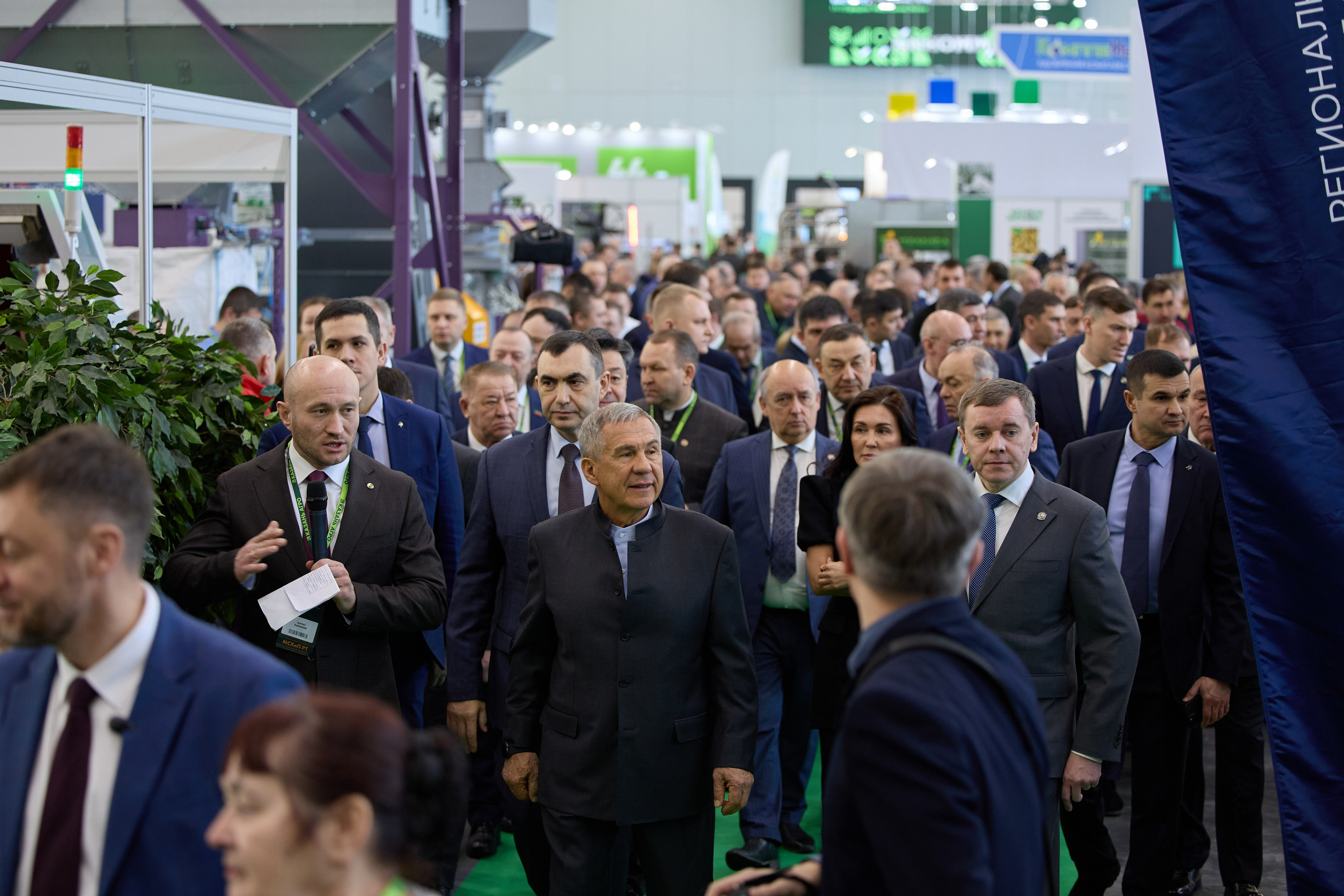 Фотограф на конференцию. Хороший репортажный и промышленный фотограф в Казани Алексей Щелконогов