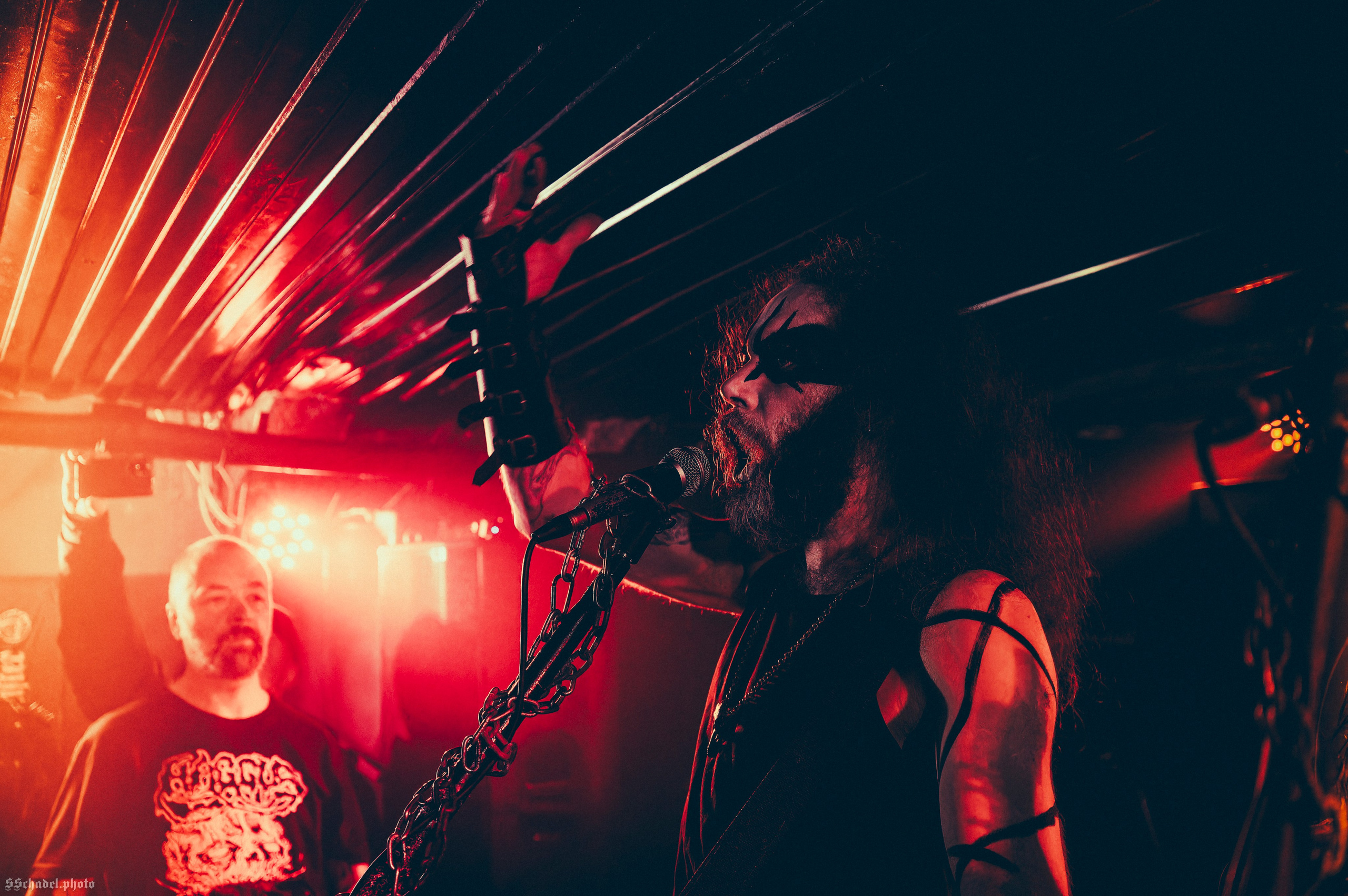 Frostlagte Måne 18.10.25. We will make everything metal!