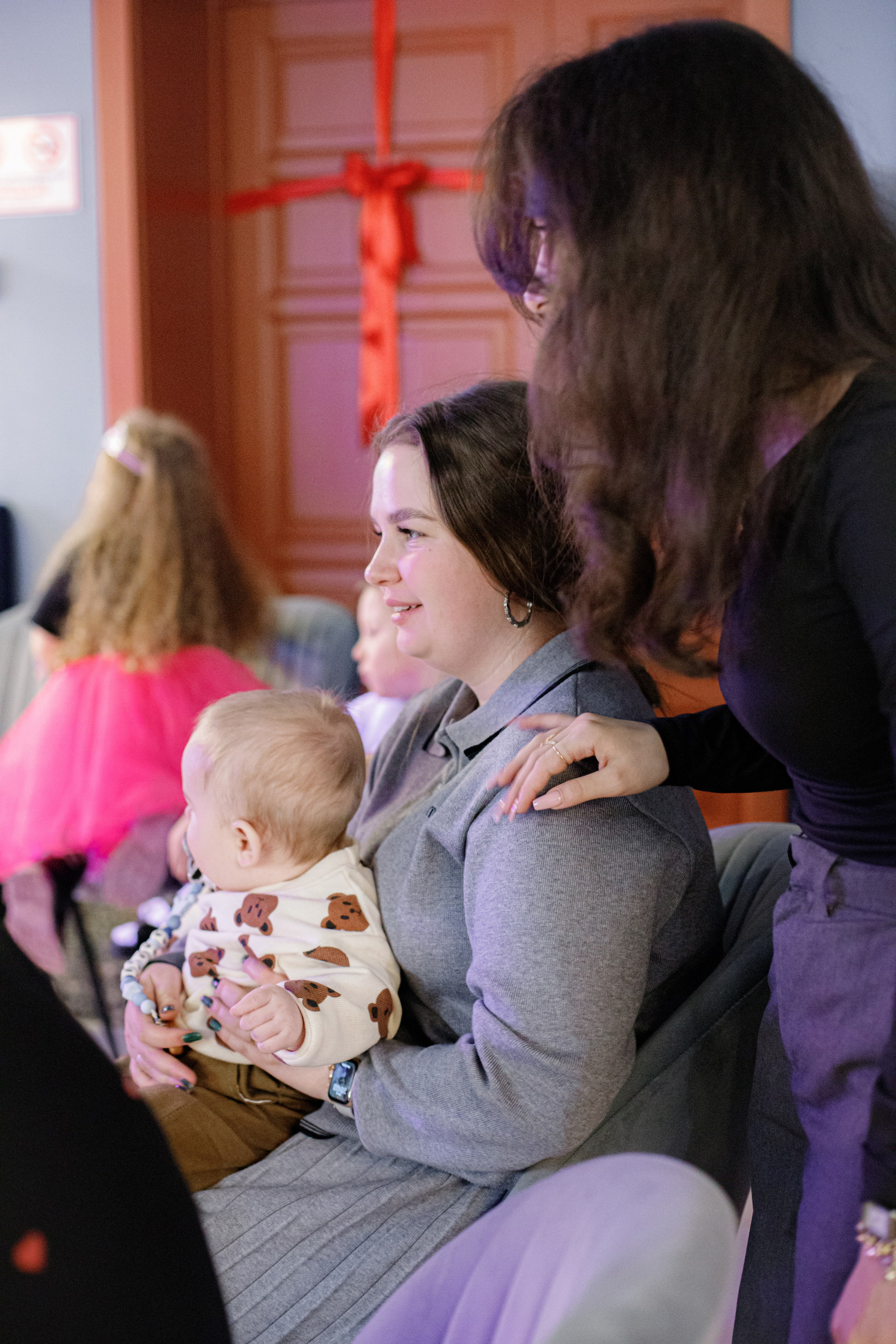 ASIA'S BIRTHDAY PARTY. Photokarish