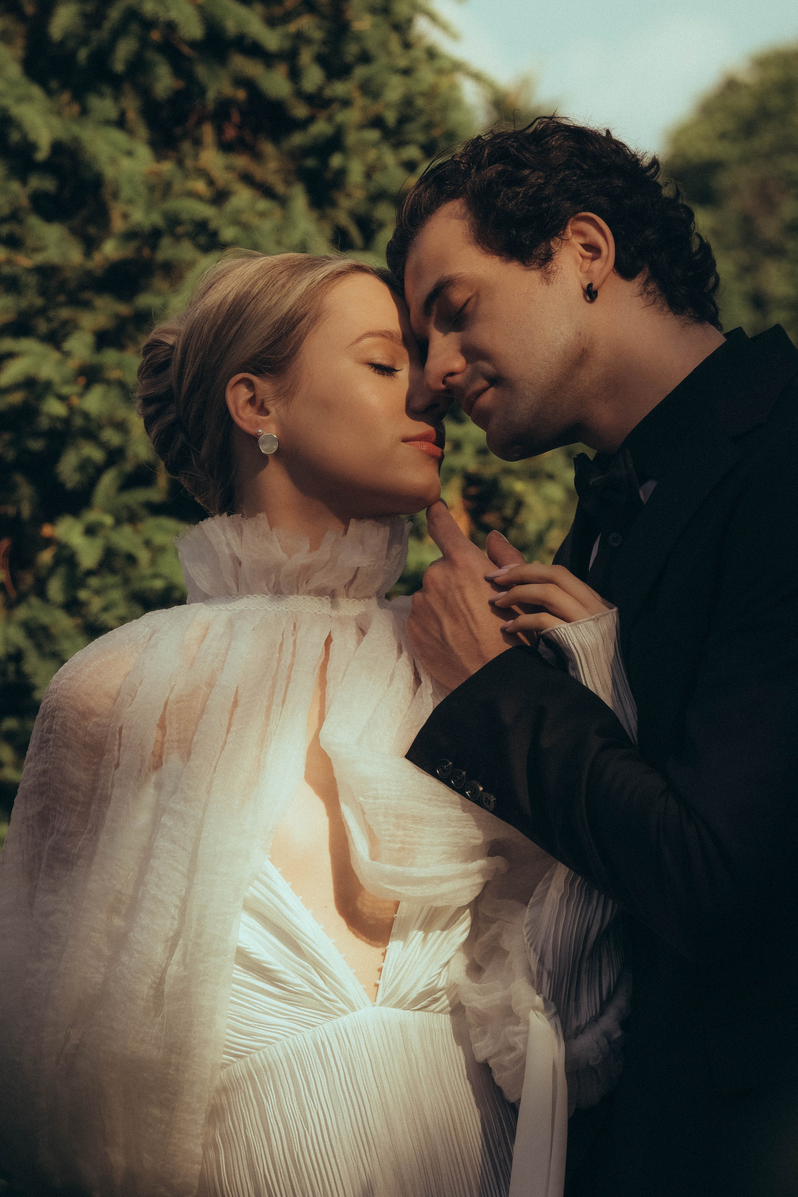 СВАДЕБНАЯ СЬЕМКА В ПАРКЕ ОРАНИЕНБАУМ. Профессиональный фотограф, Санкт-Петербург — Виктория Богомолова