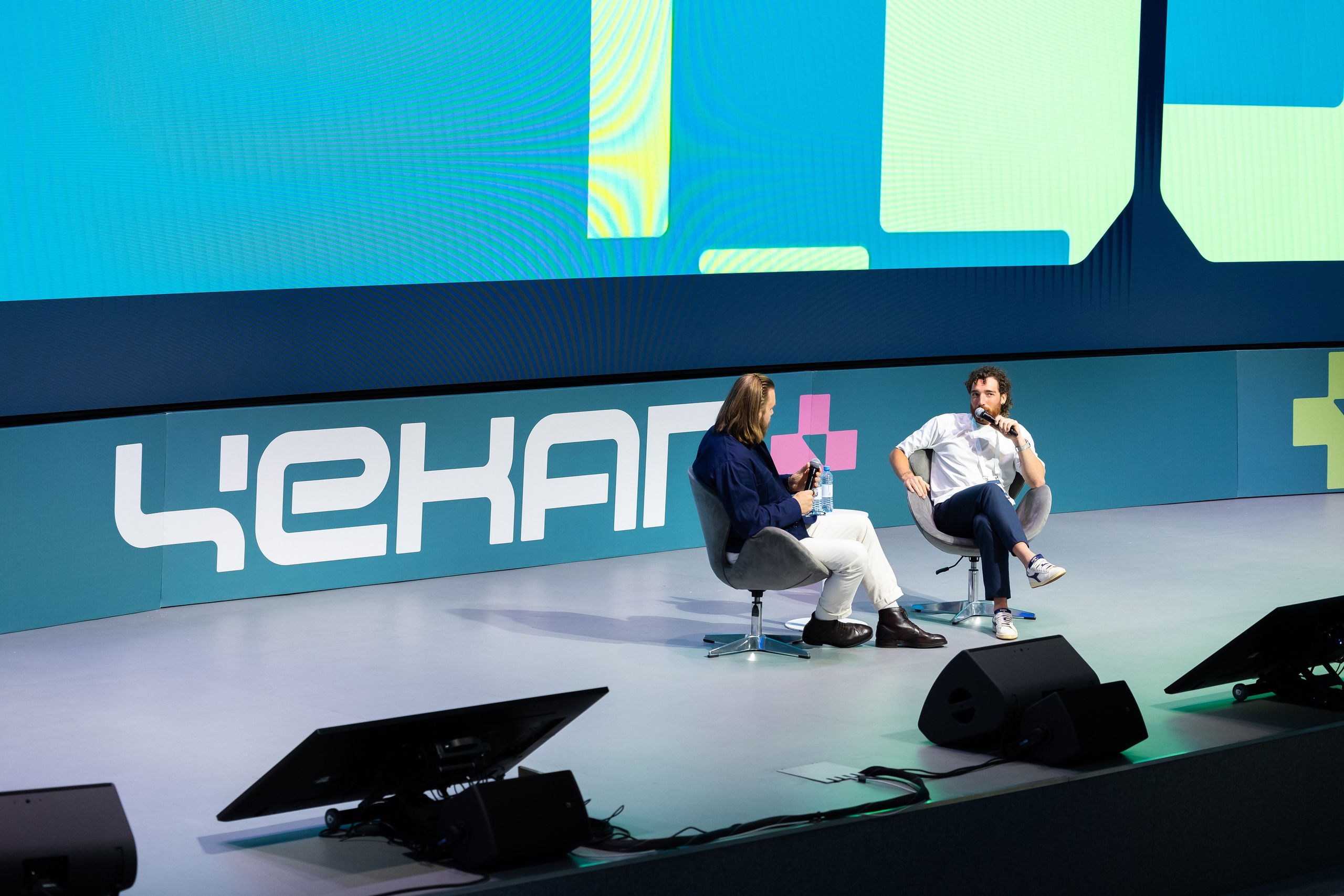 Aha! — 29–30 мая 2025. Фотобанк Матемаркетинг