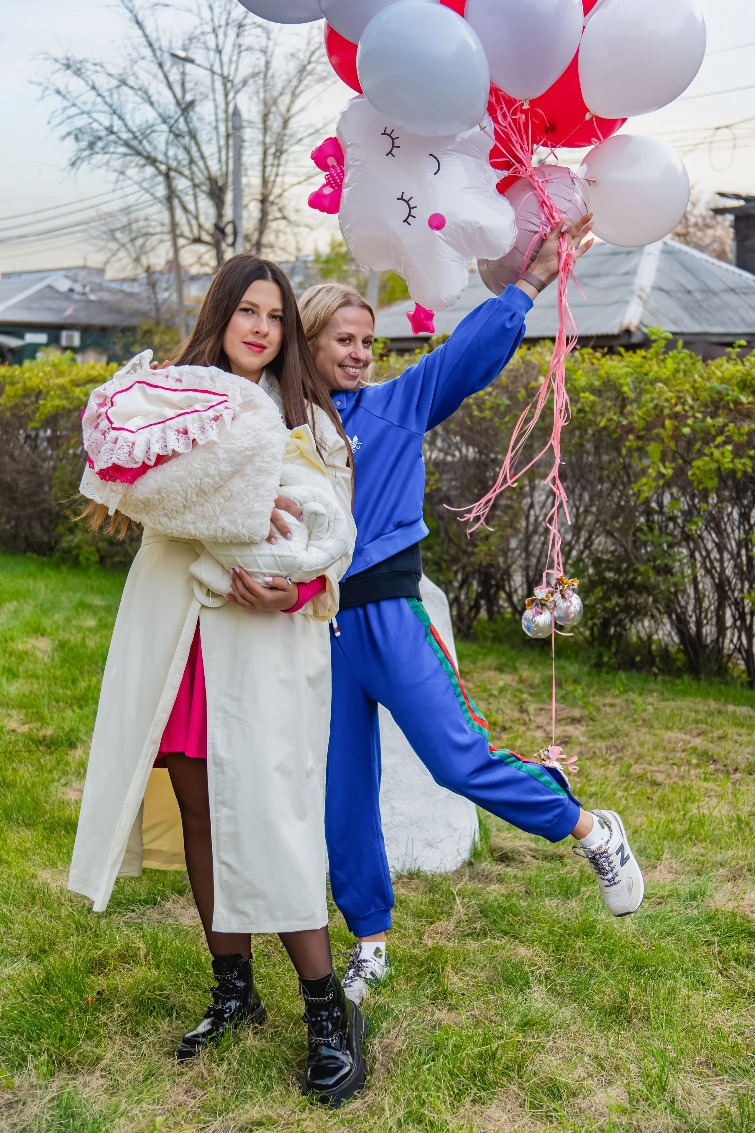 Фотосессия на выписку из роддома. Занимаюсь профессиональной фотографией и живу рядом с Байкалом. Работаю в разных жанрах