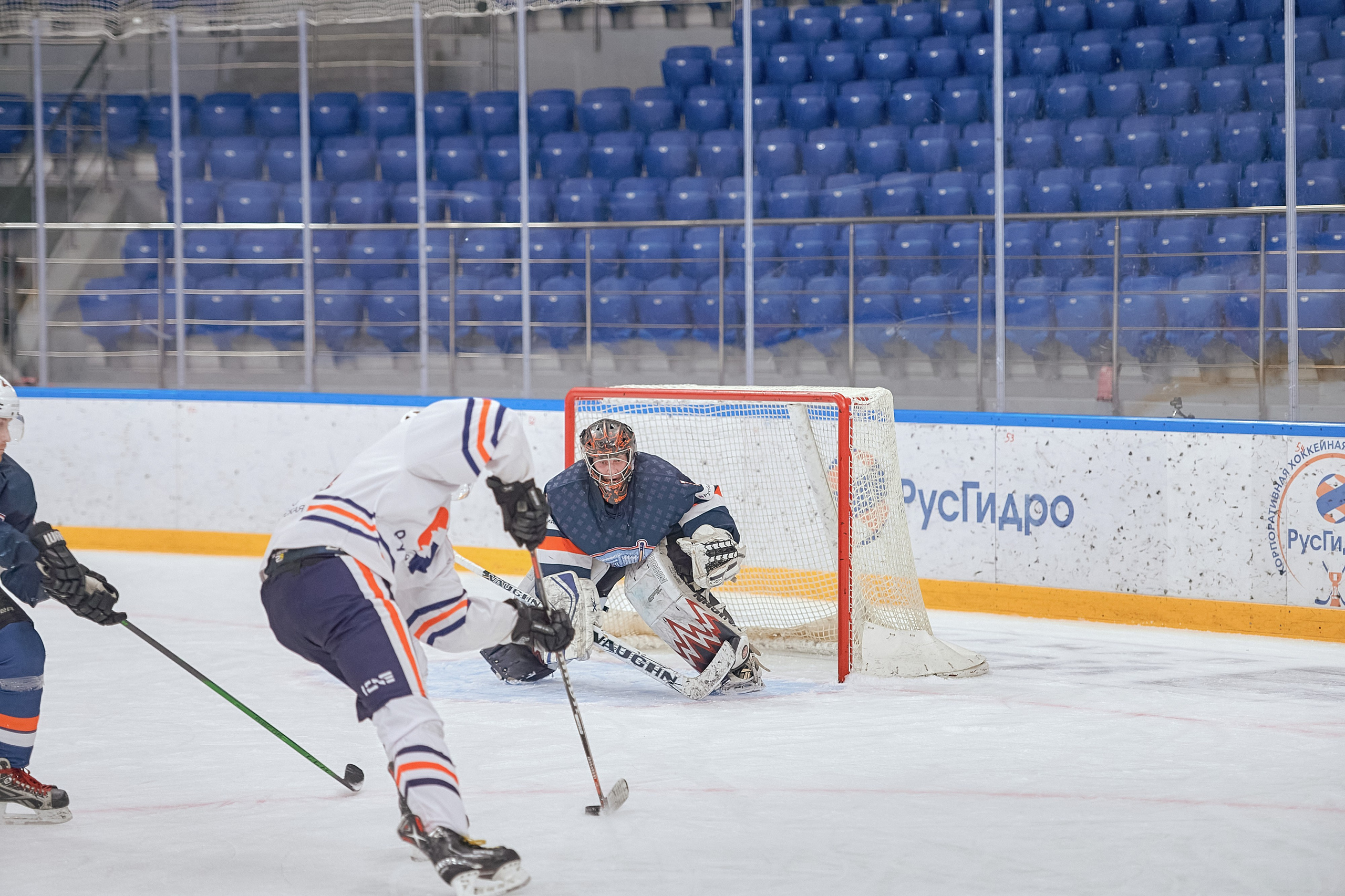 Портфолио репортажной фотосъёмки: Кристалл арена — Хоккей — РусГидро. Фотограф Яковлев Роман — Красноярск
