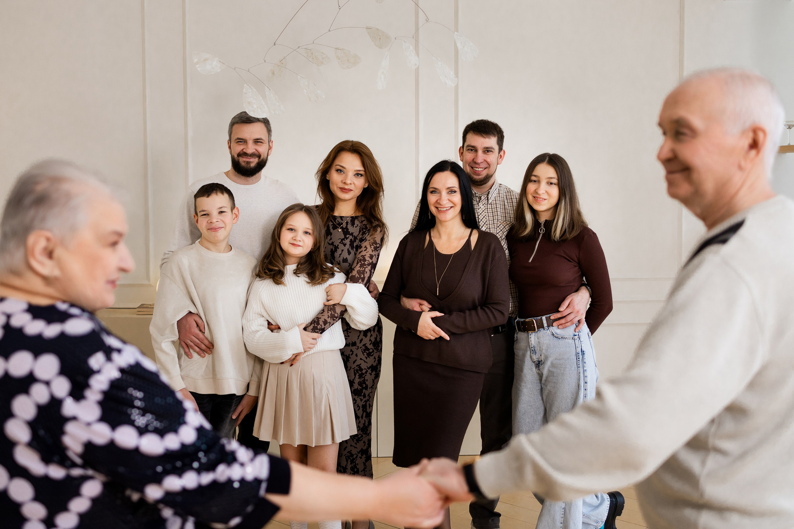 Съемка большой семьи в студии «Когда вместе». Семейный фотограф в Екатеринбурге Маргарита Курносова