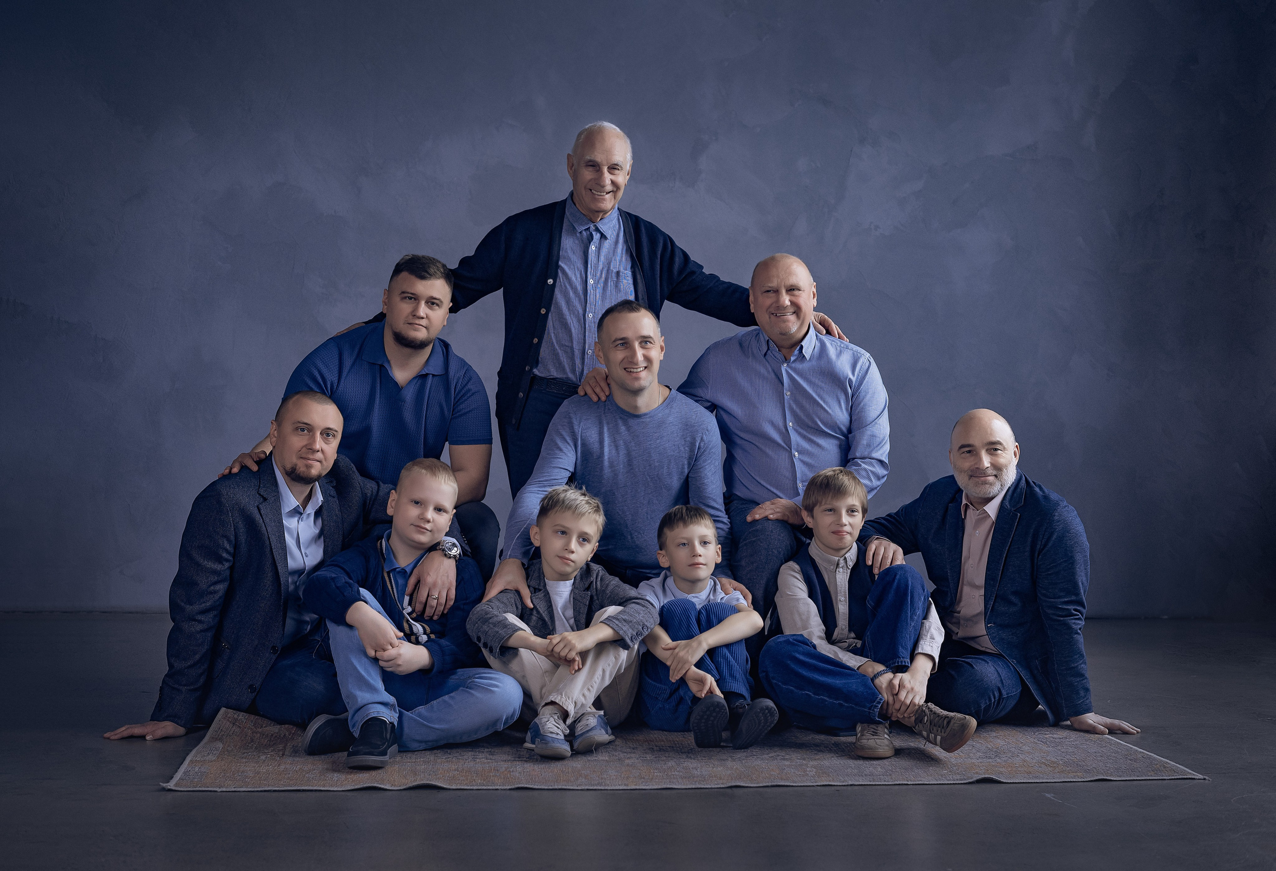 Сьемка поколений. Фотографы крещения/венчания  Красноярск Татьяна и Вячеслав Переваловы