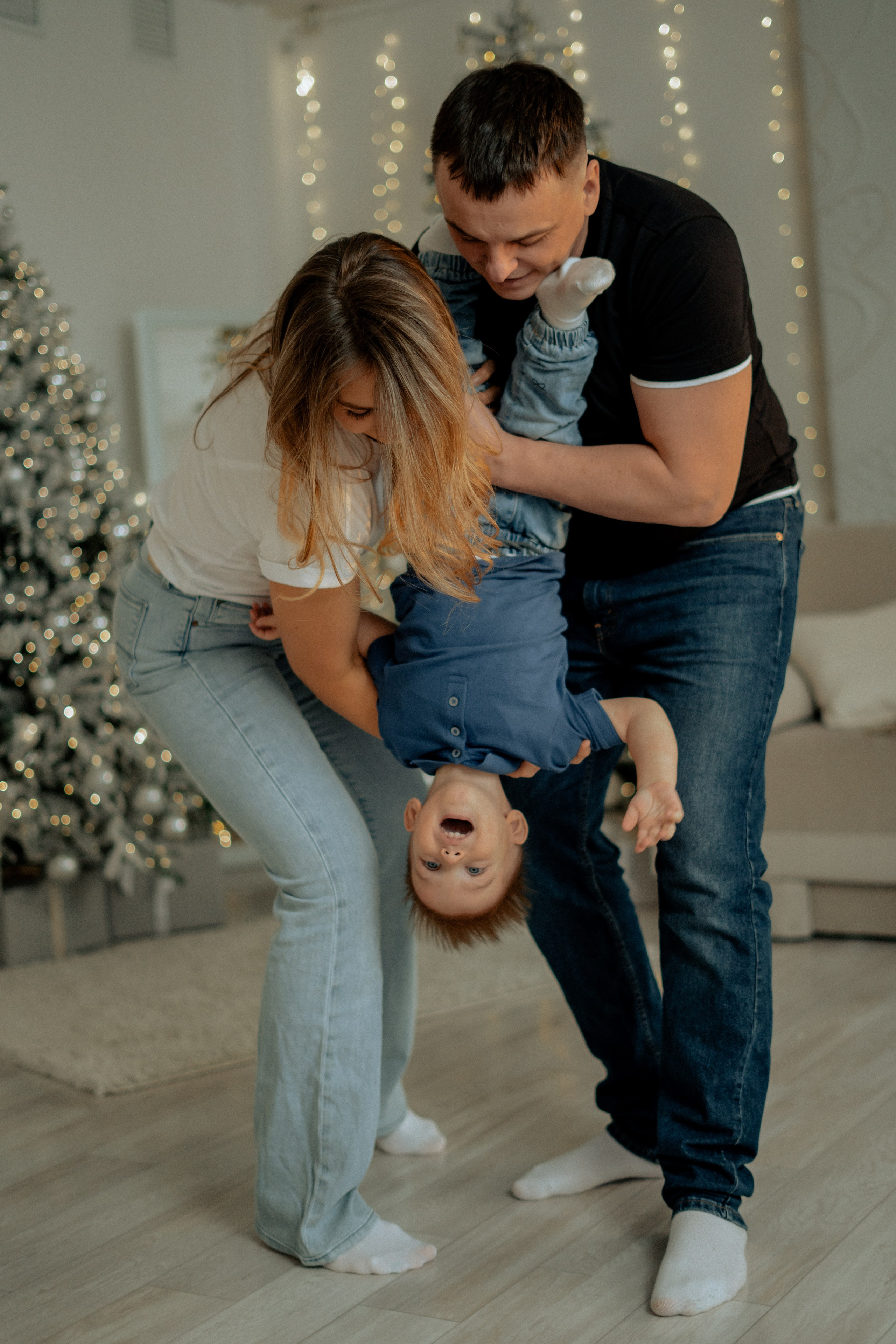 Студийная Новогодняя семейная съемка. Фотограф сахалин