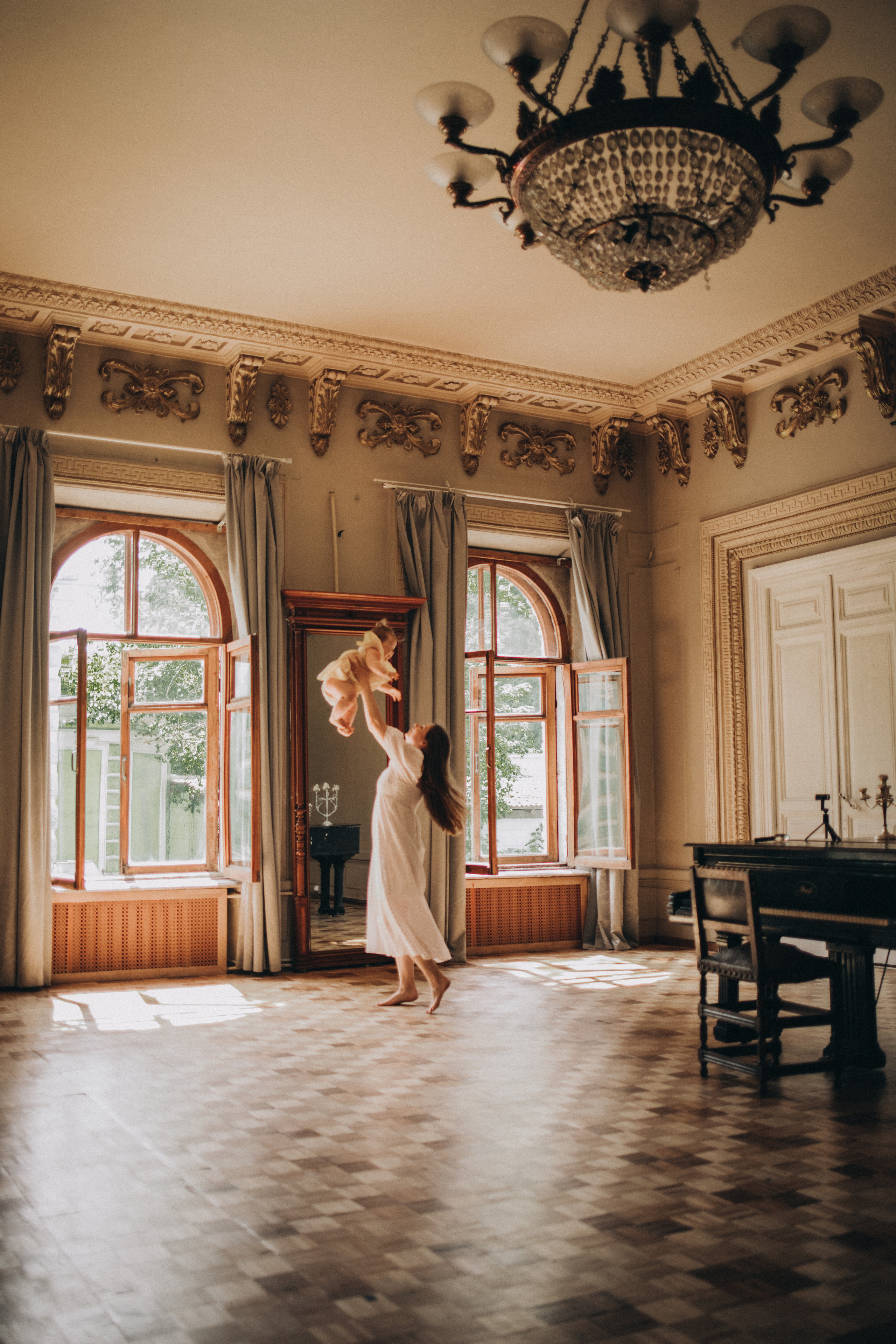 В студии. Семейный и детский фотограф Королев Мытищи Москва Бизяева Алена