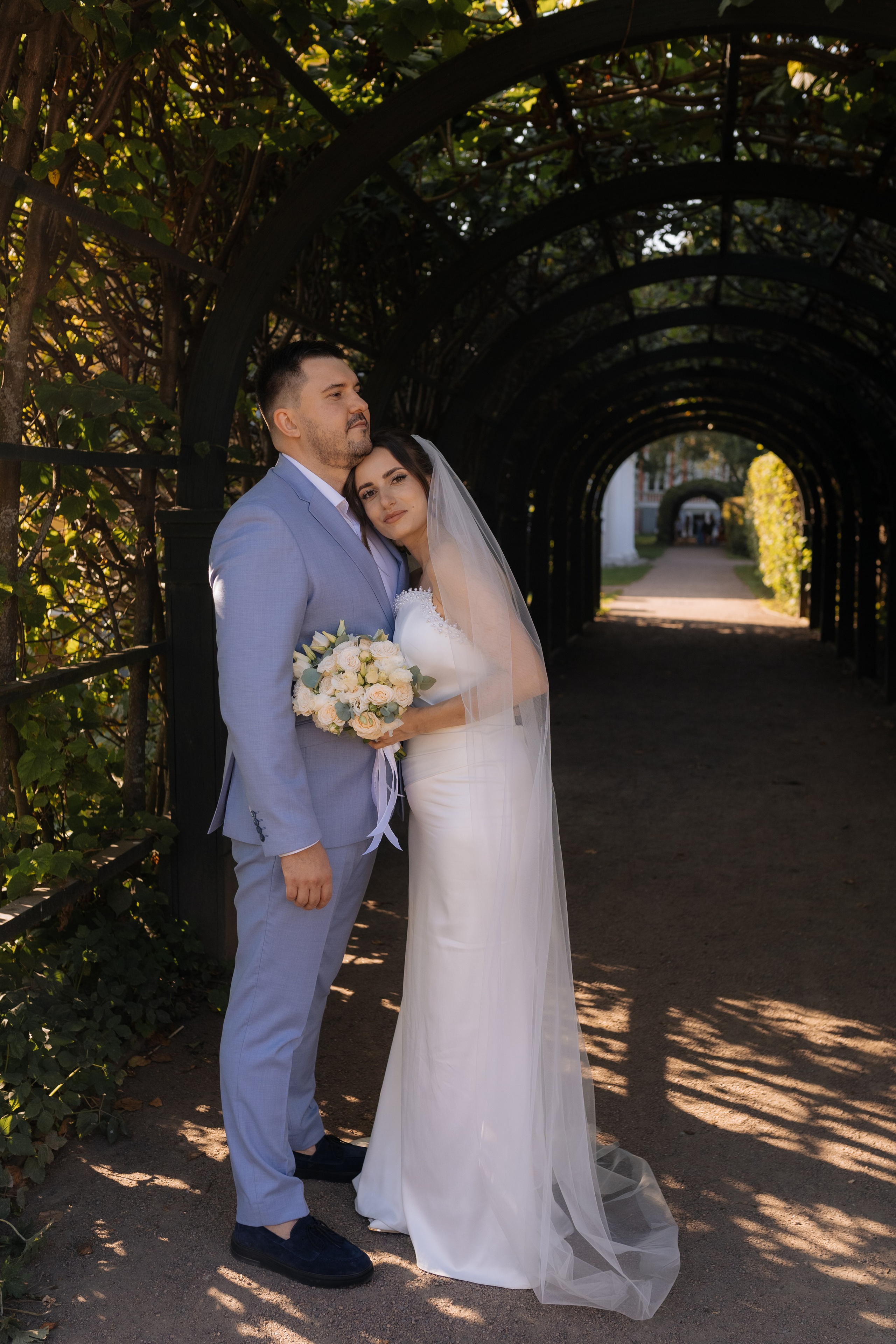 Свадебная фотосессия в Москве, парк Кусково. Свадебный фотограф в Москве Анна Полушина