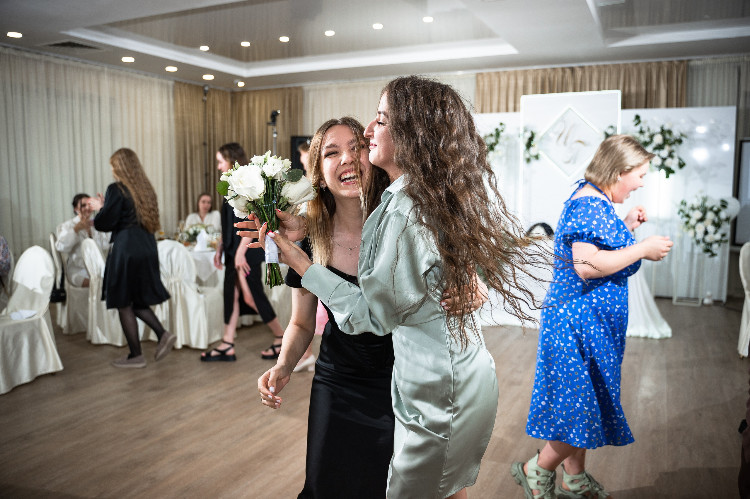 Банкет в Туристе. Свадебный и семейный фотограф в Омске Мормулев Михаил