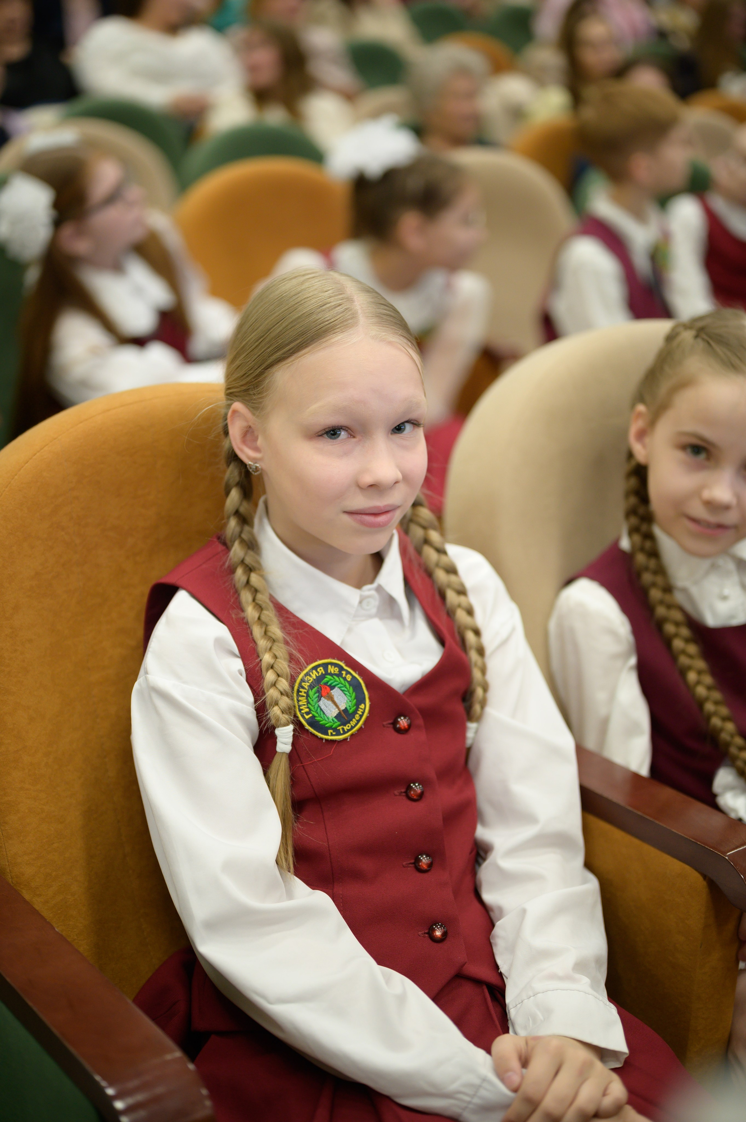 Выпускной 4Б гимназия № 16. Фотограф новорожденных, семейный детский в Тюмени Татьяна Морозова