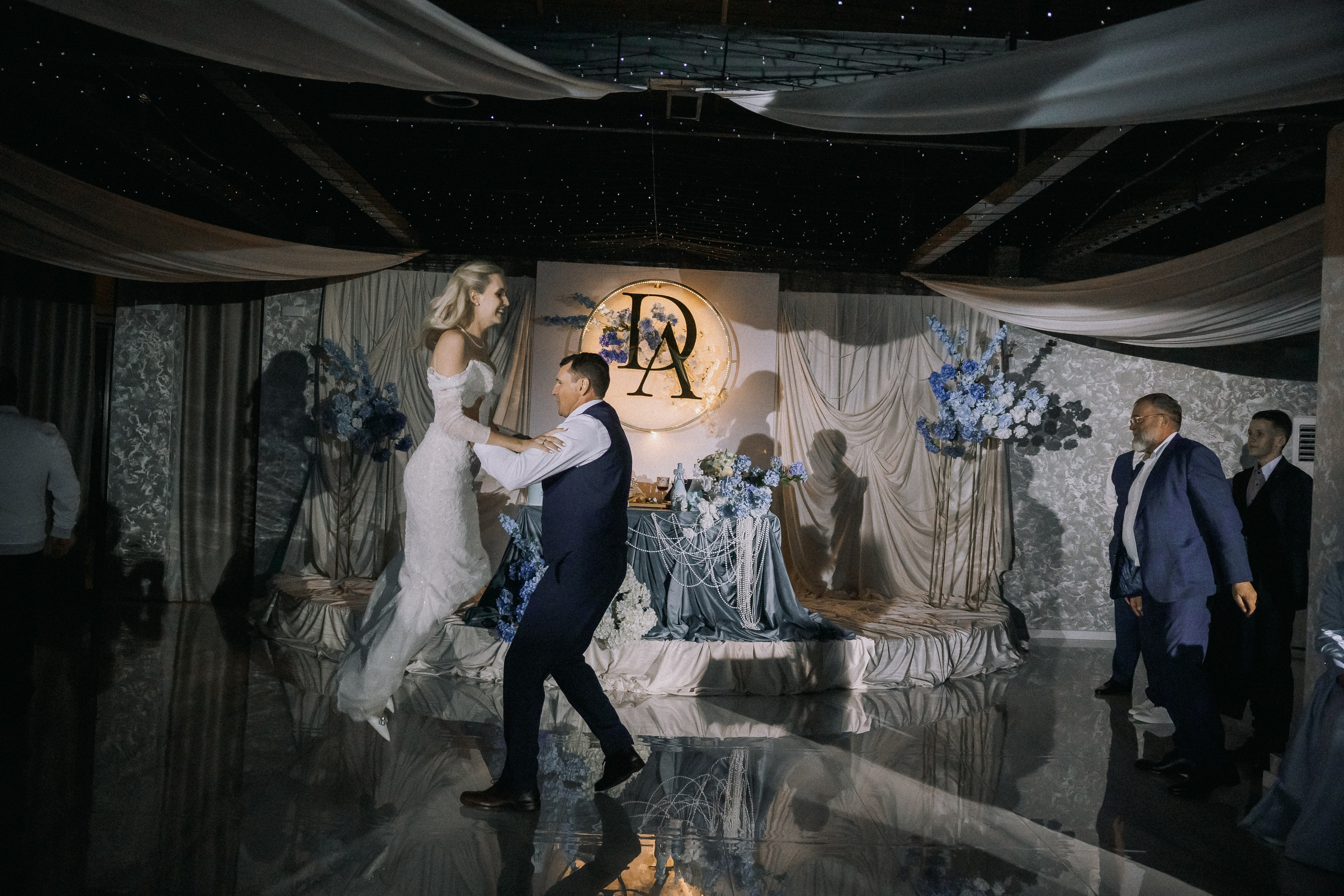 Даниил и Алина. Вечер любви. Свадебная фотография. Арина Рубах