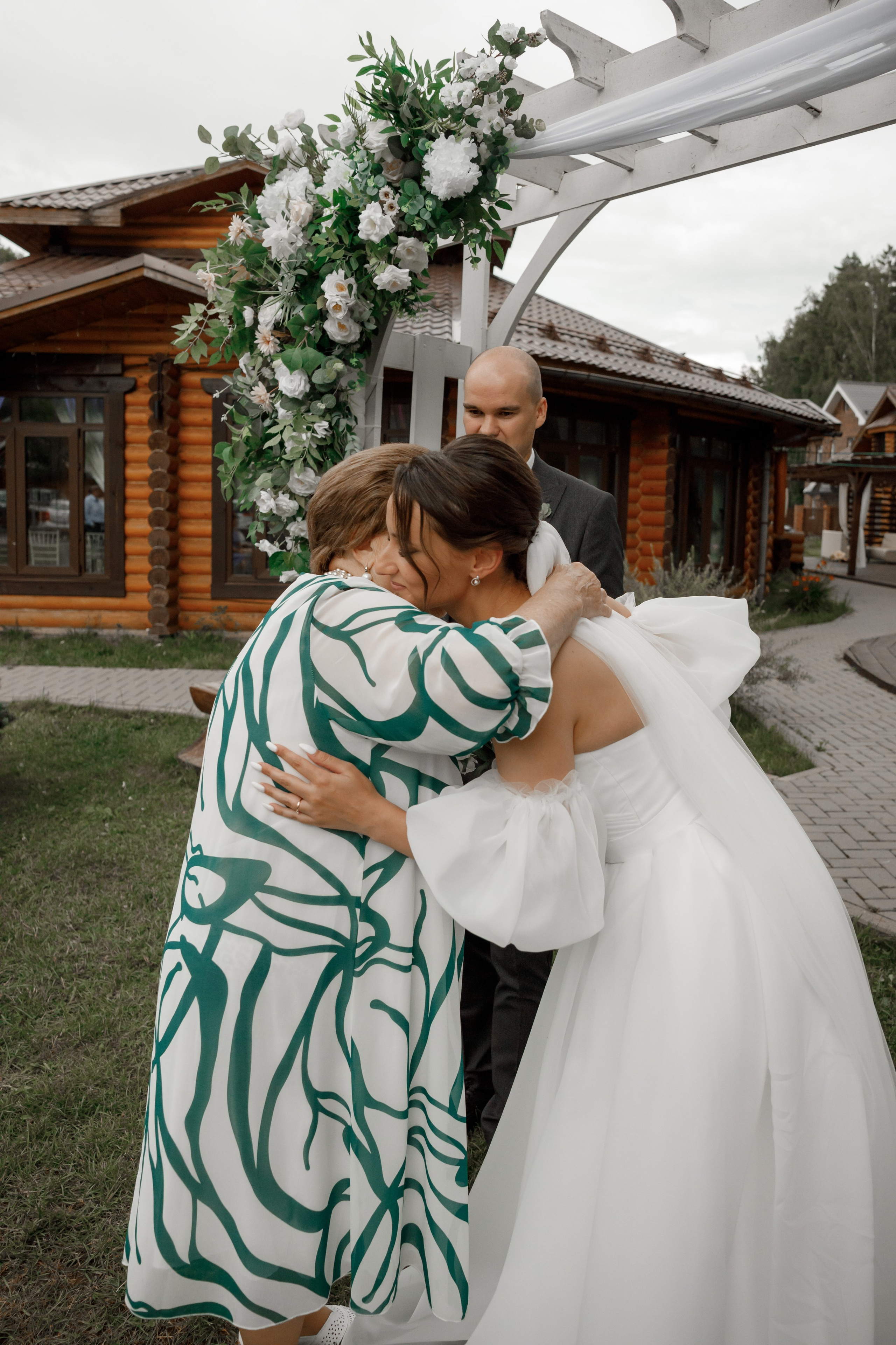 Полина и Дмитрий, загородный клуб «Барин», ЗАГС в г. Пушкино. Свадебный и репортажный фотограф (Москва, Королев и другие)