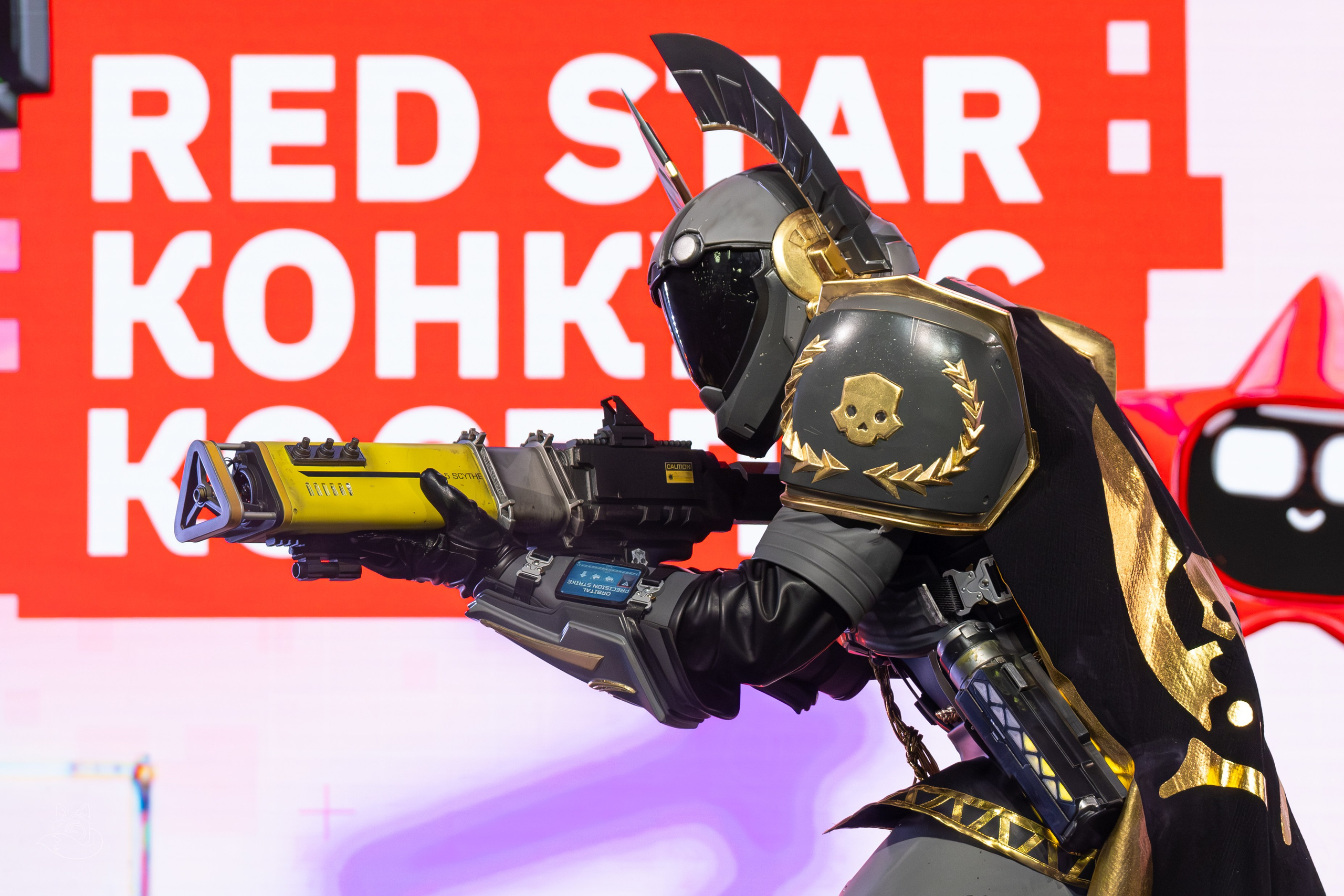 Сцена РЭД ЭКСПО 2024. Косплей фотограф