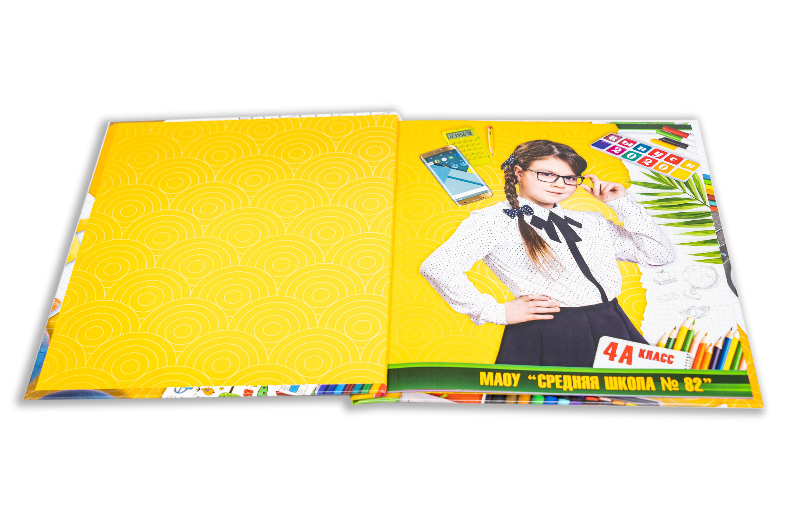 Выпускной Фотоальбом для 4 классов Яркий. Выпускные Фотоальбомы. Фотограф в Перми