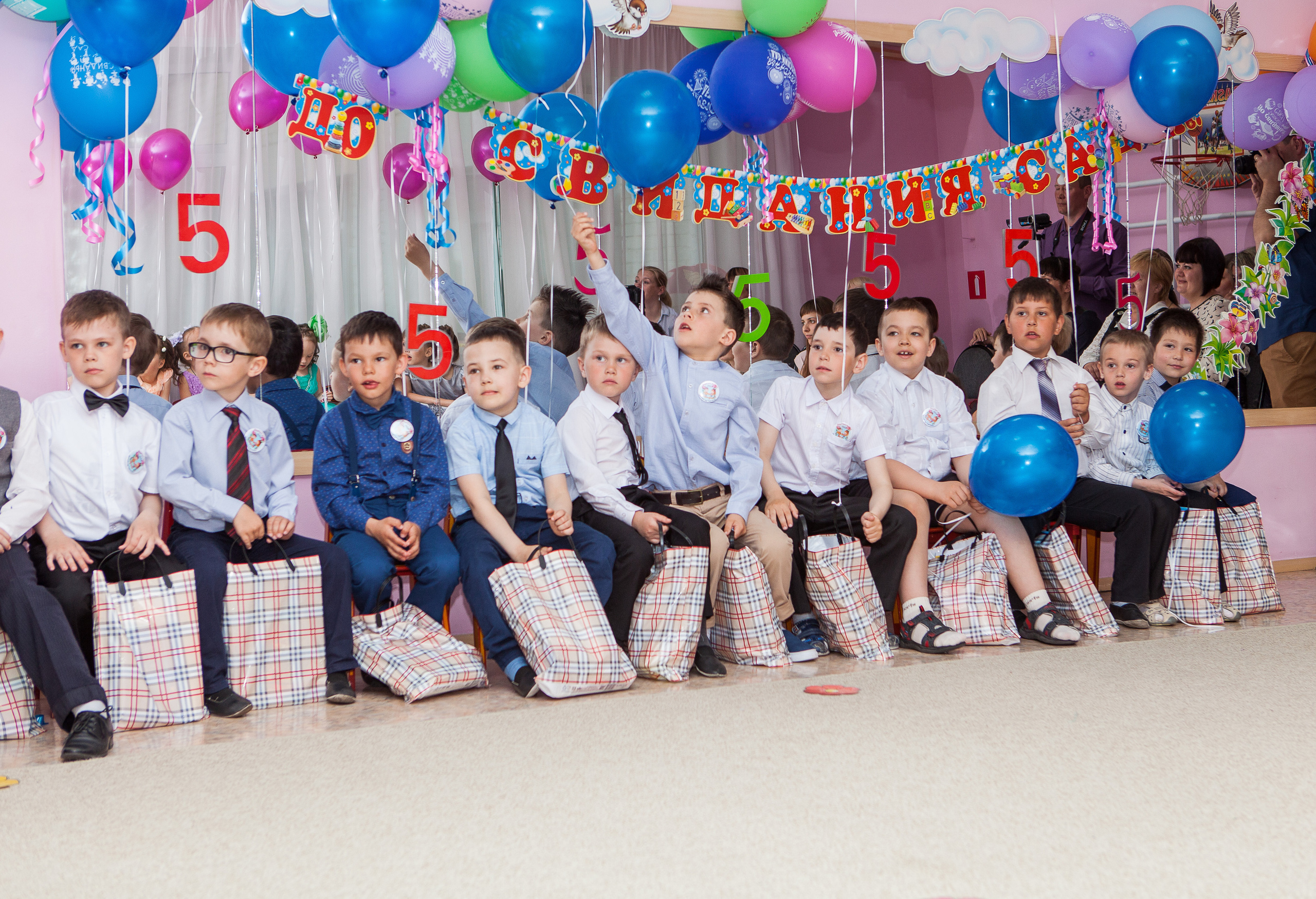 ФОТО ВЫПУСКНОЙ В ДЕТСКОМ САДУ. Выпускные Фотоальбомы. Фотограф в Перми