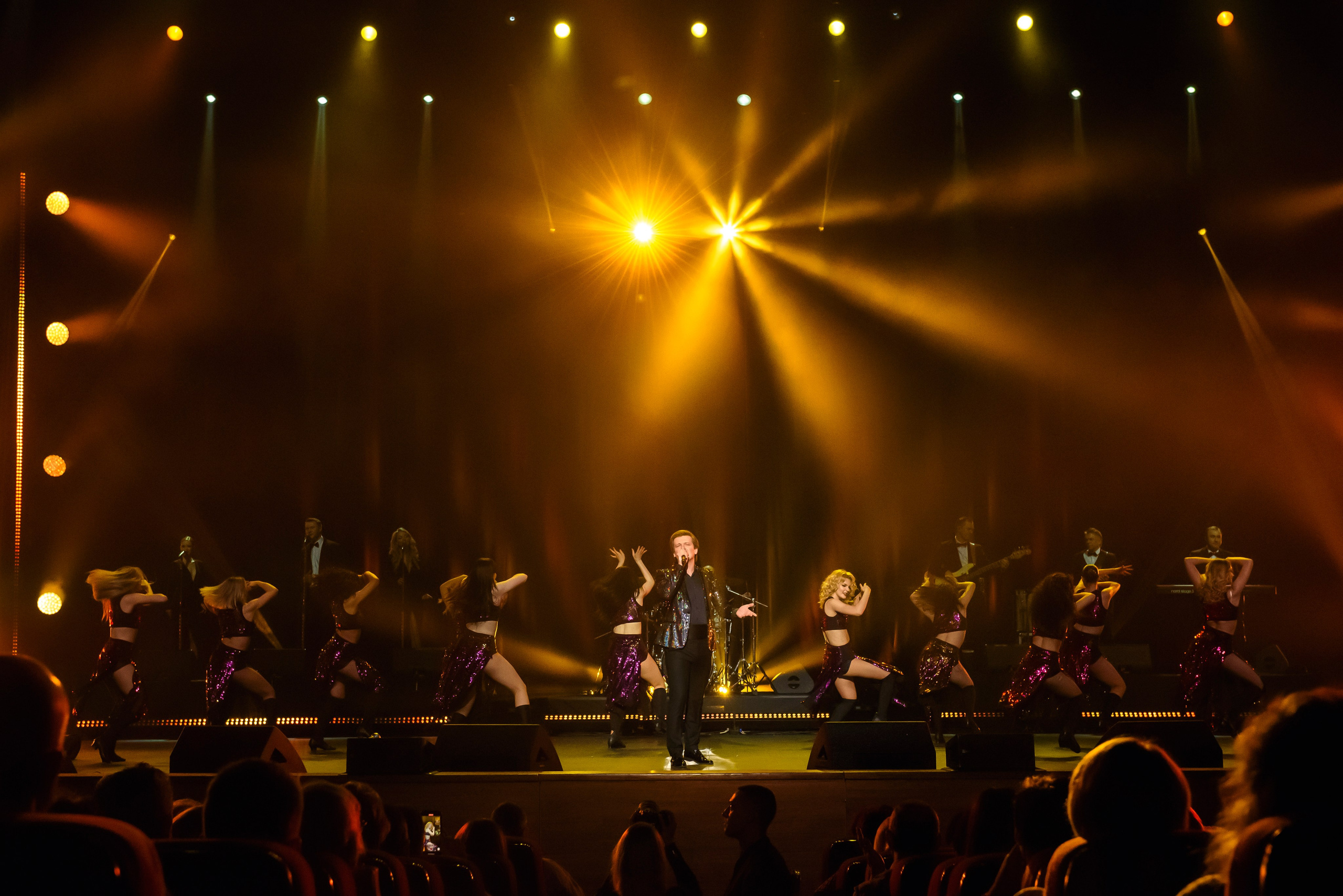 Лариса Рубальская «40 лет с песней по жизни» — Крокус Сити Холл. Бренд-фотограф для экспертов и блогеров в Москве Влада Горбовская