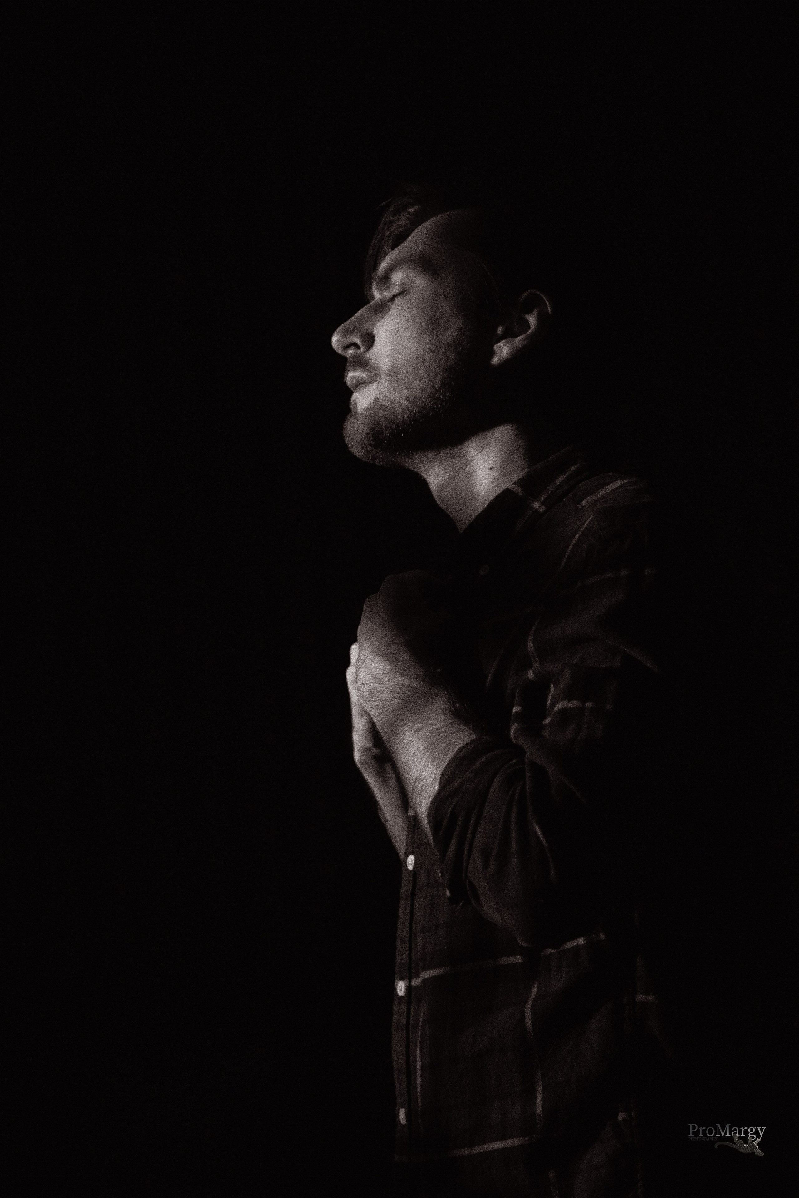 Илья (студийный портрет). Фотограф и ретушер Маргарита Павлюк Москва