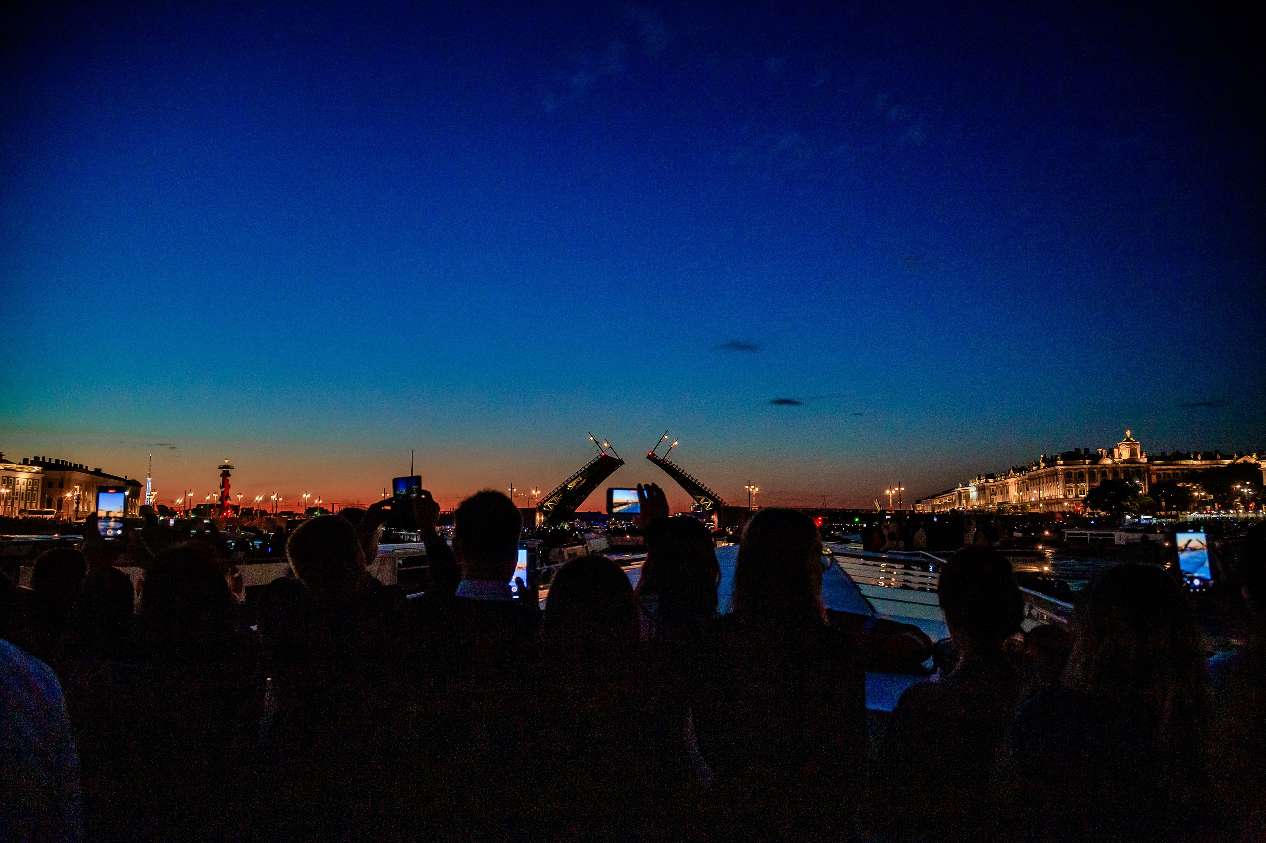 Выпускной на теплоходе. Фотограф в Санкт-Петербурге Чумаков Семен