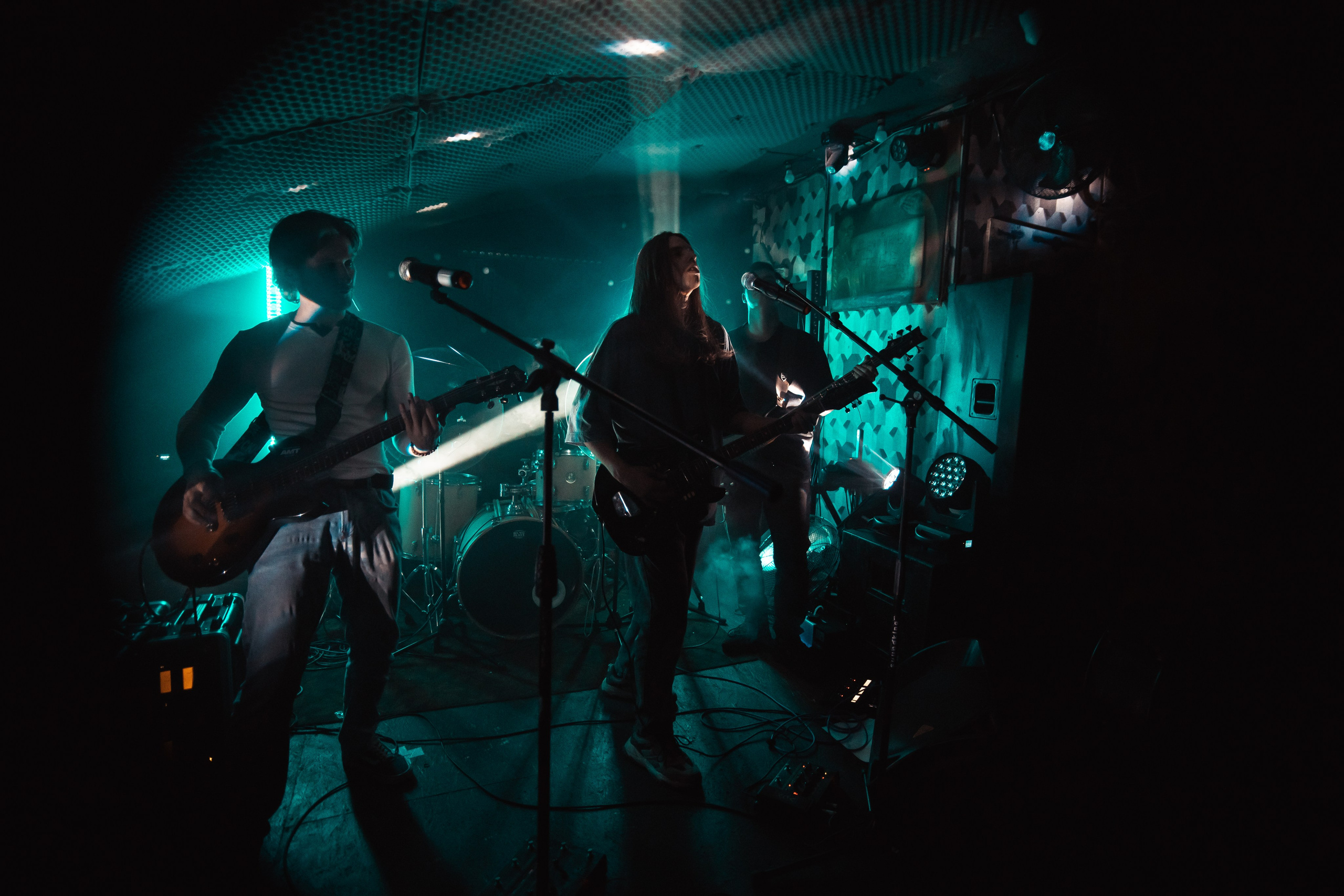 Праймал. 21.09.2025,Бар «Дело не в тебе». Фотограф Регина Крикунова г. Красноярск