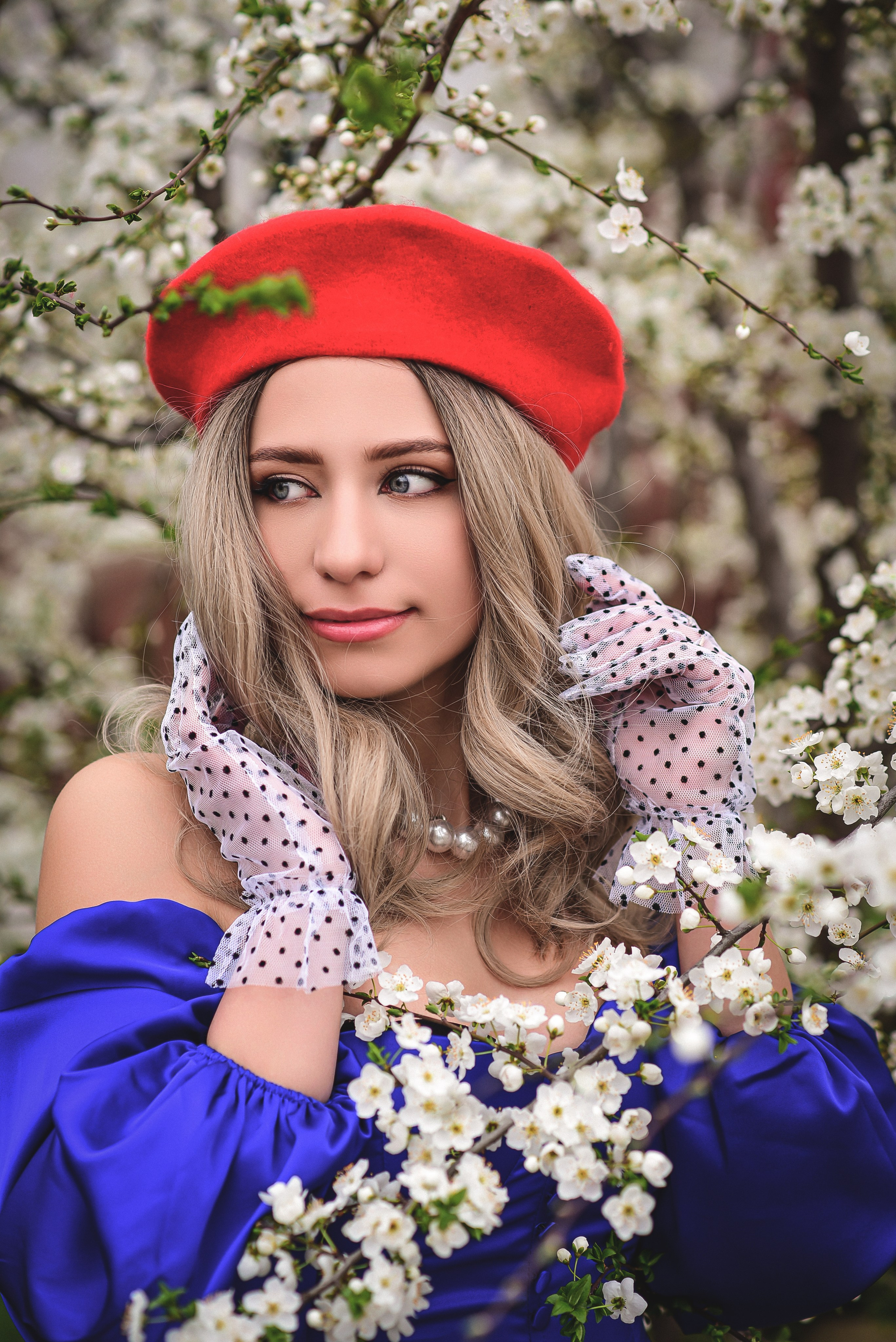 Весна. Съемка в цветении. Семейный и свадебный фотограф в Донецке Донская Анастасия