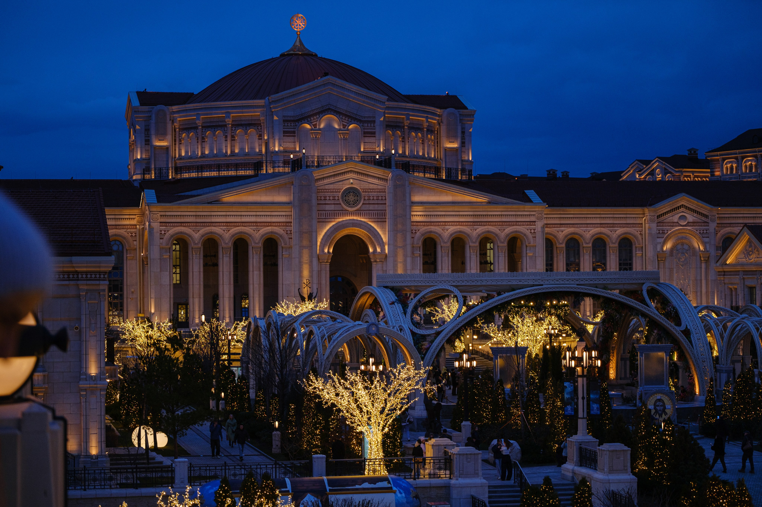 Новогодний репортаж из парка «Новый Херсонес» | Фотограф Илья Желдак. Профессиональная фотосъемка в Крыму. Натуральные эмоции и живые кадры. Забронируйте дату прямо сейчас!