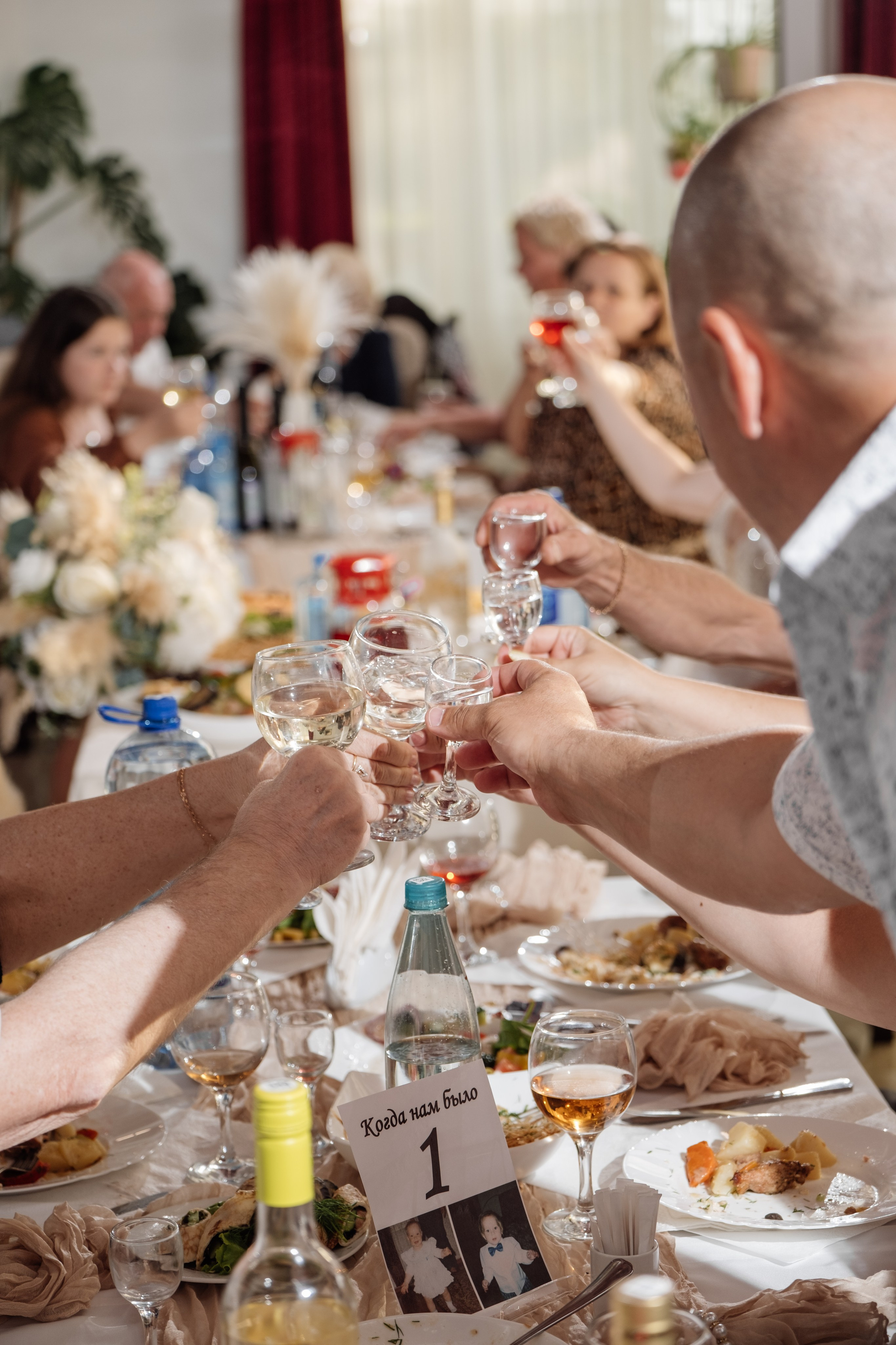 Свадебная фотосессия - выездная регистрация и банкет. Крым. Профессиональная фотосъемка в Крыму. Натуральные эмоции и живые кадры. Забронируйте дату прямо сейчас!