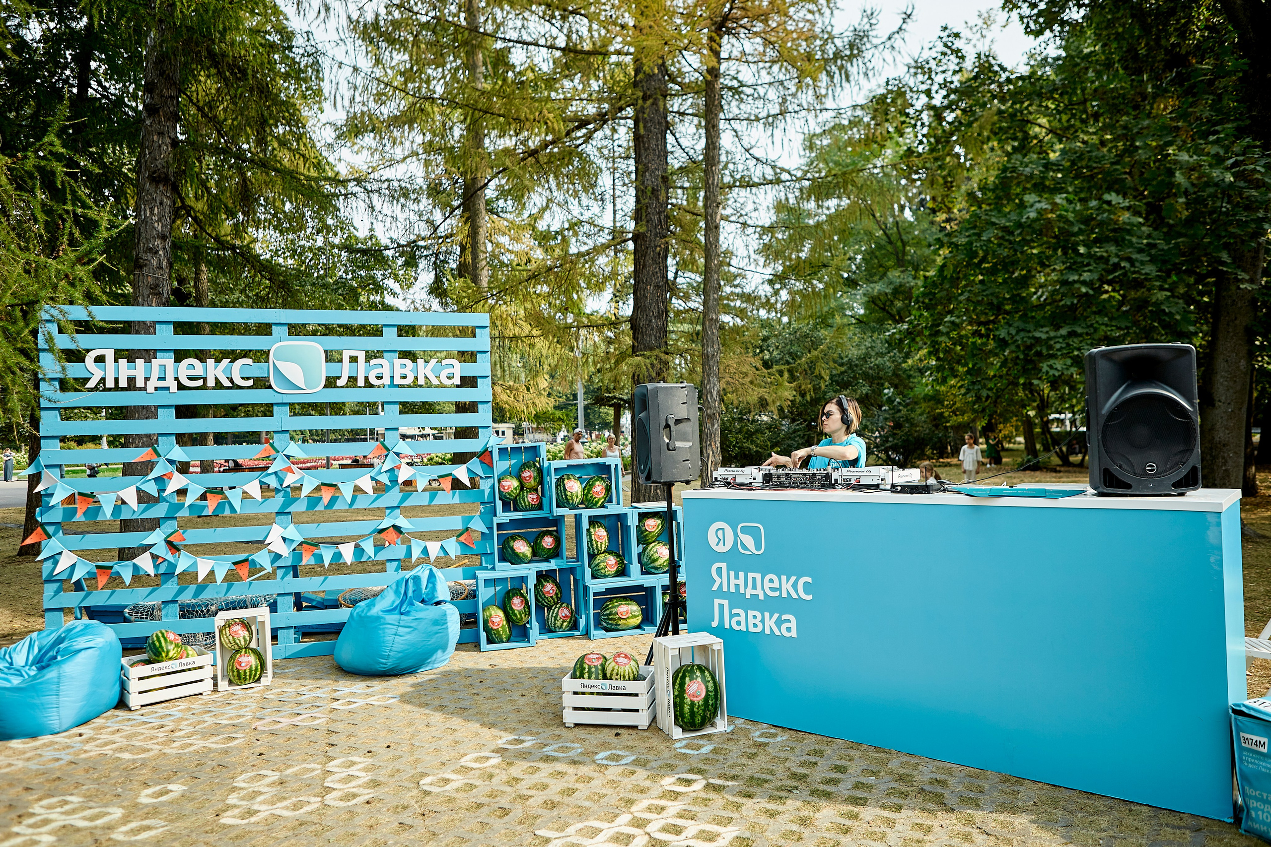 ЯНДЕКС ЛАВКА «АРБУЗНАЯ ФЕЕРИЯ». Фотограф Андрей Егоров
