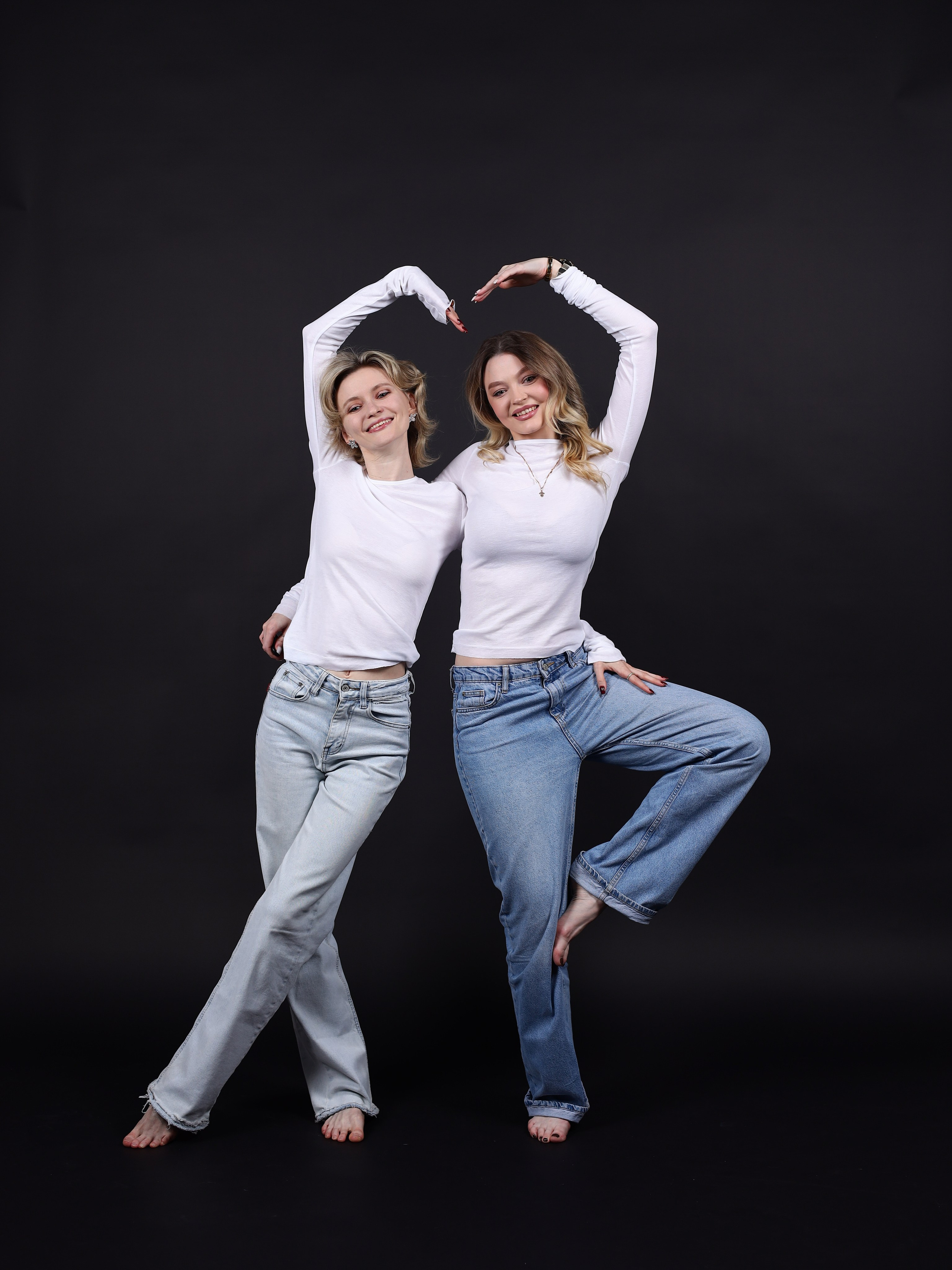 Дарья и Анна. Фотостудия без фотографа Чехов. Первая студия автопортрета в Чехове