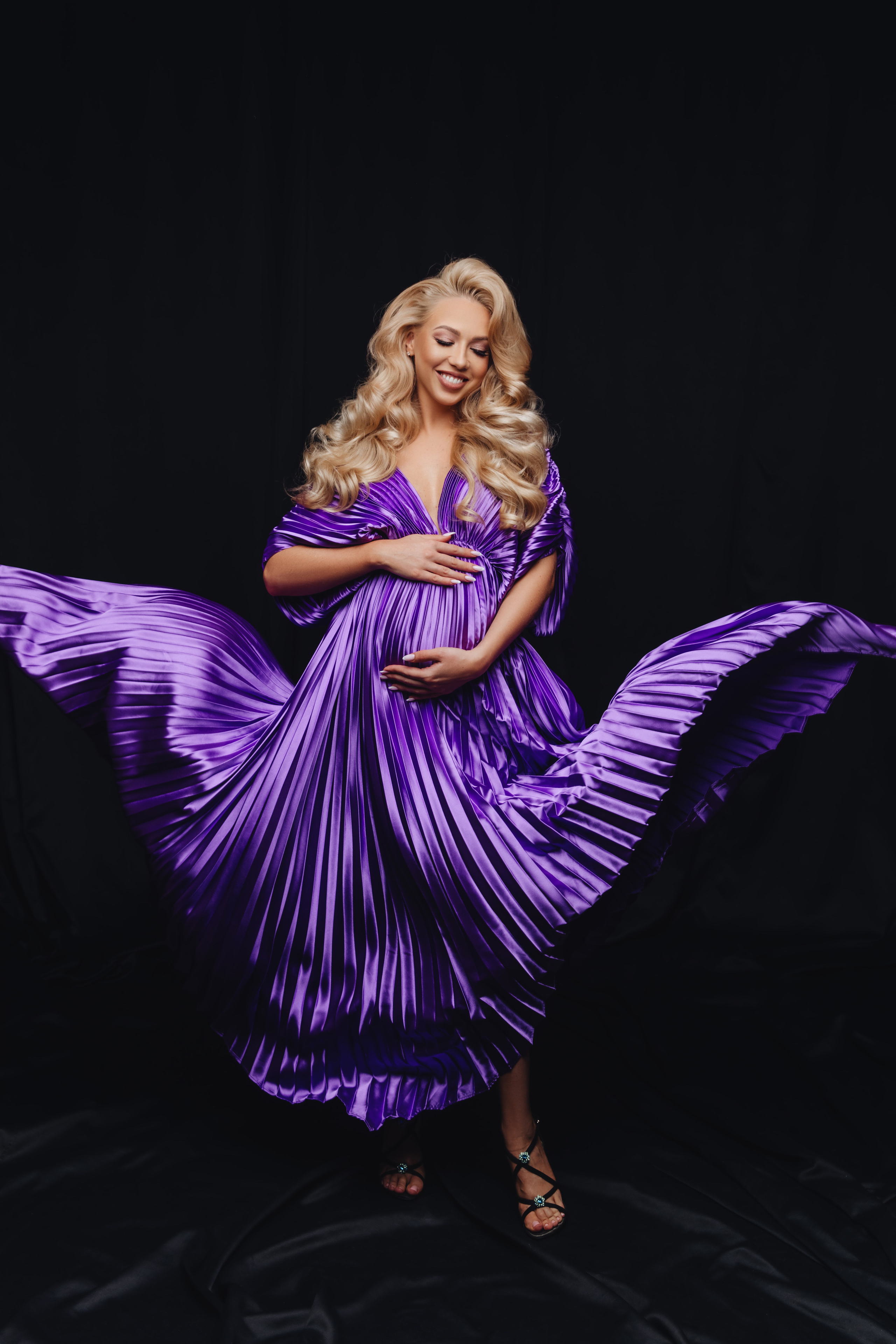 Фиолет. NatalieDmi — фотосессия беременности, семейный фотограф, портрет