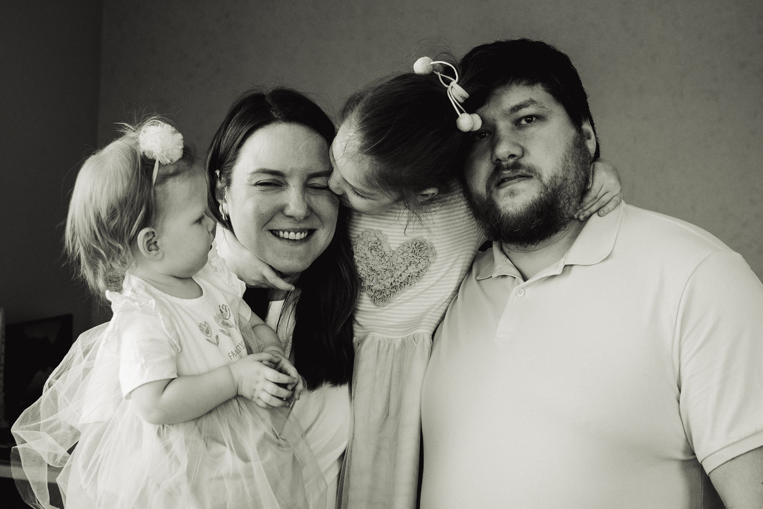 Geweldige familie met kinderen. Fotoverhalen van jou, je gezin en misschien je huisdier