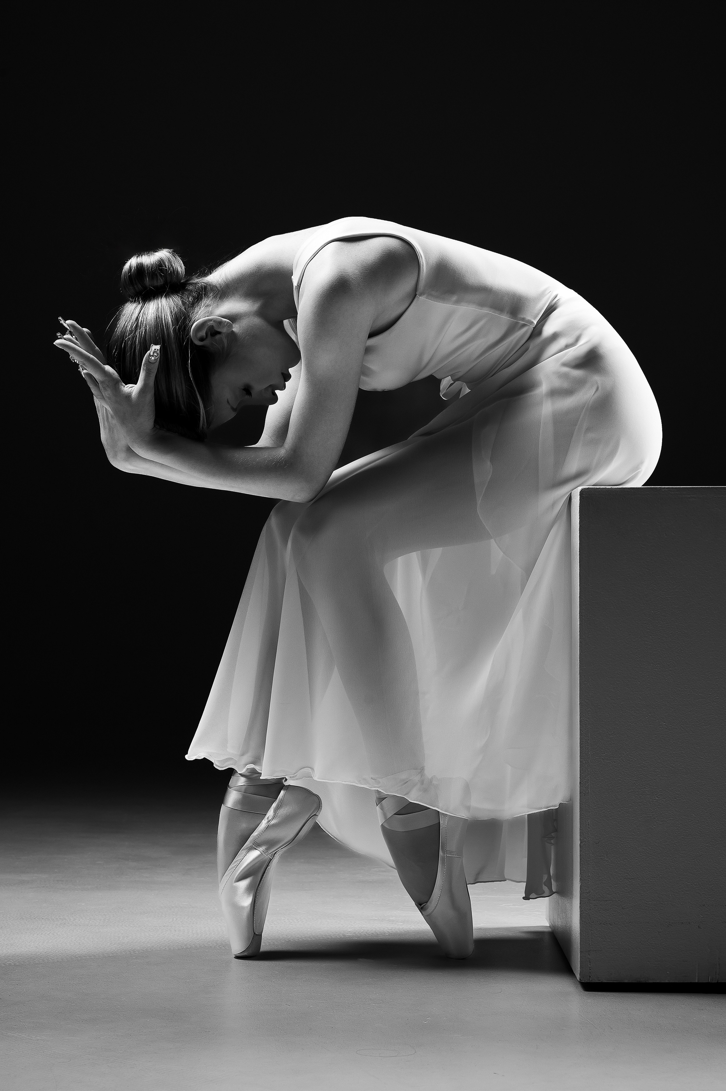 Главная-монохром