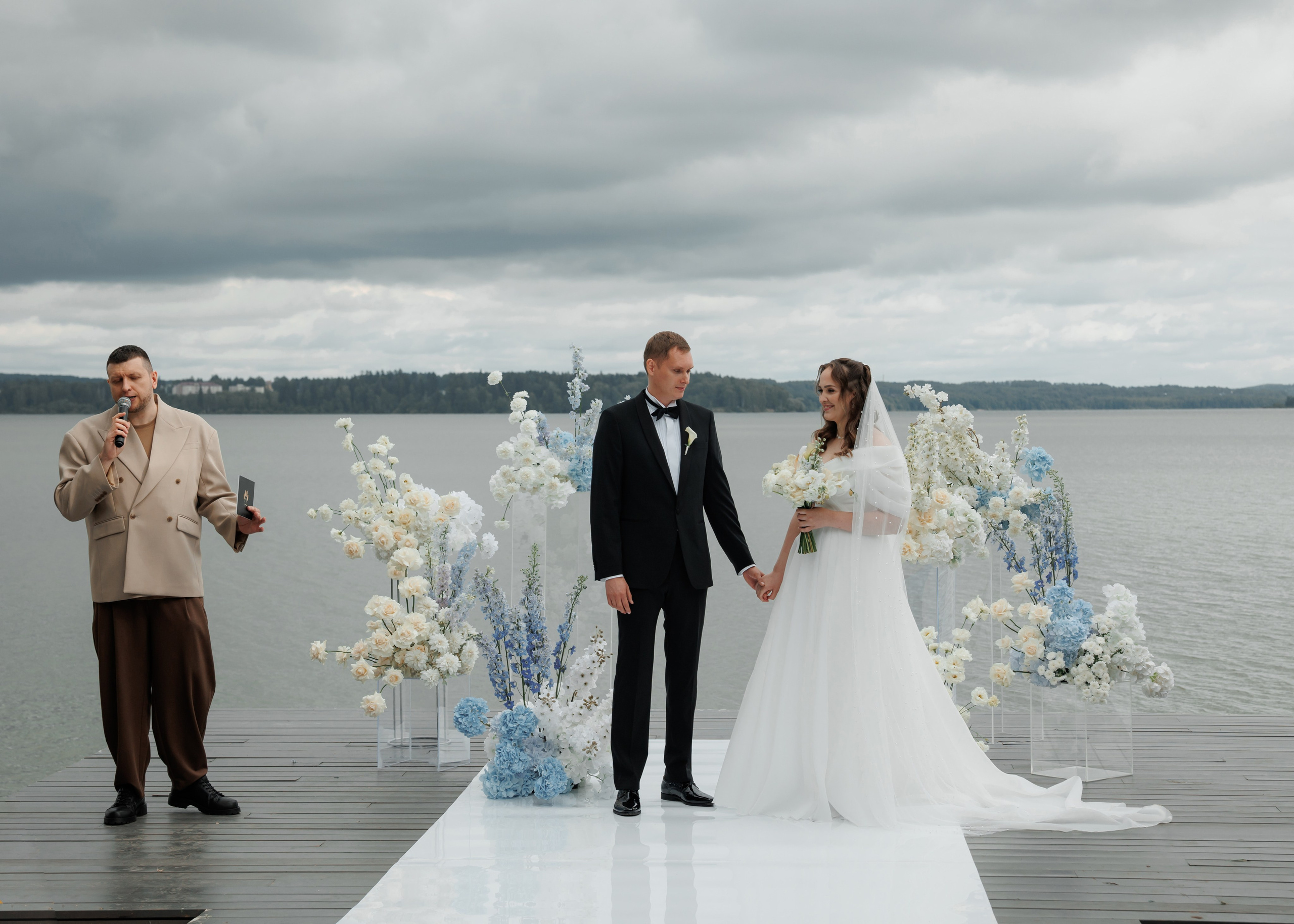 Свадебная фотосессия в отеле Сенешаль. Свадебный и репортажный фотограф (Москва, Королев и другие)
