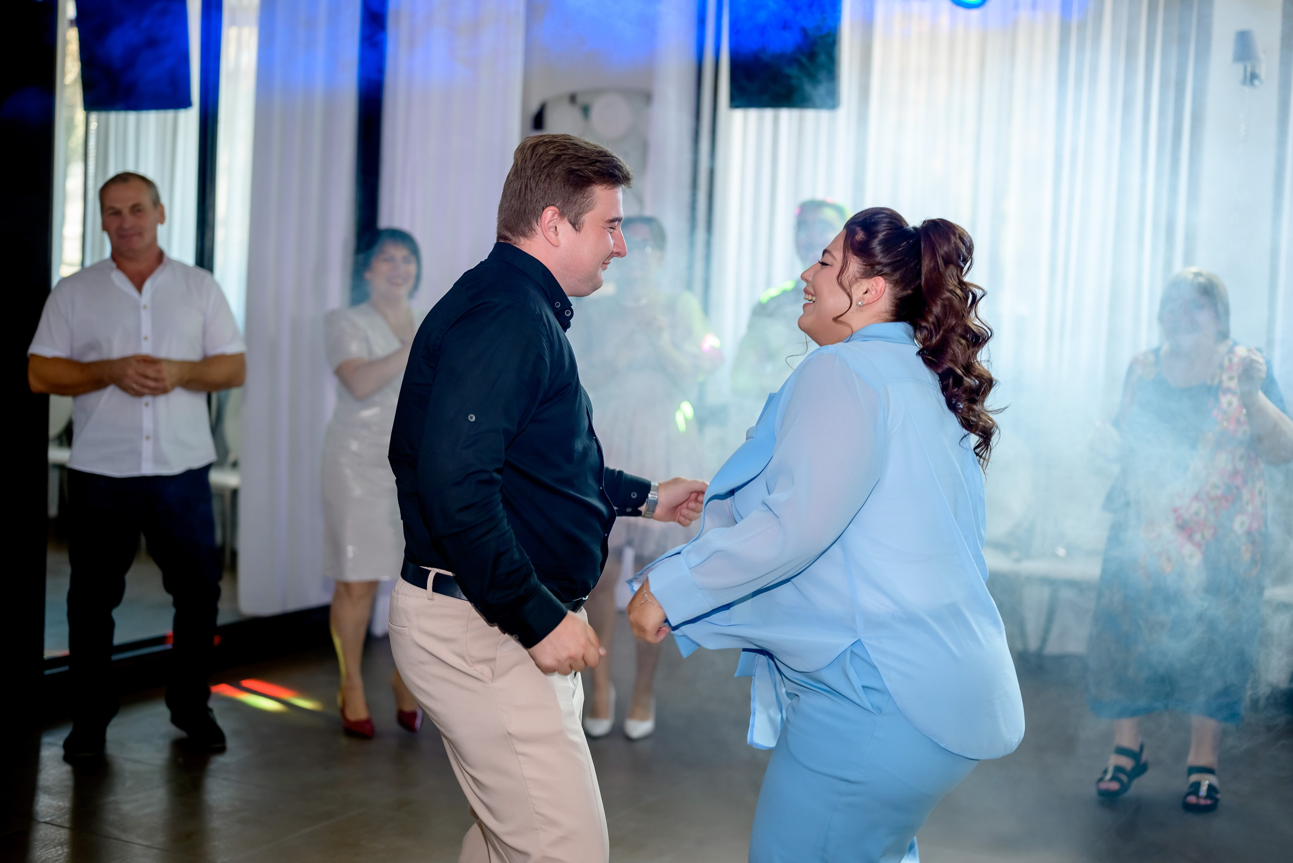 Банкетная часть. Юлия Басня семейный и свадебный фотограф в Донецке