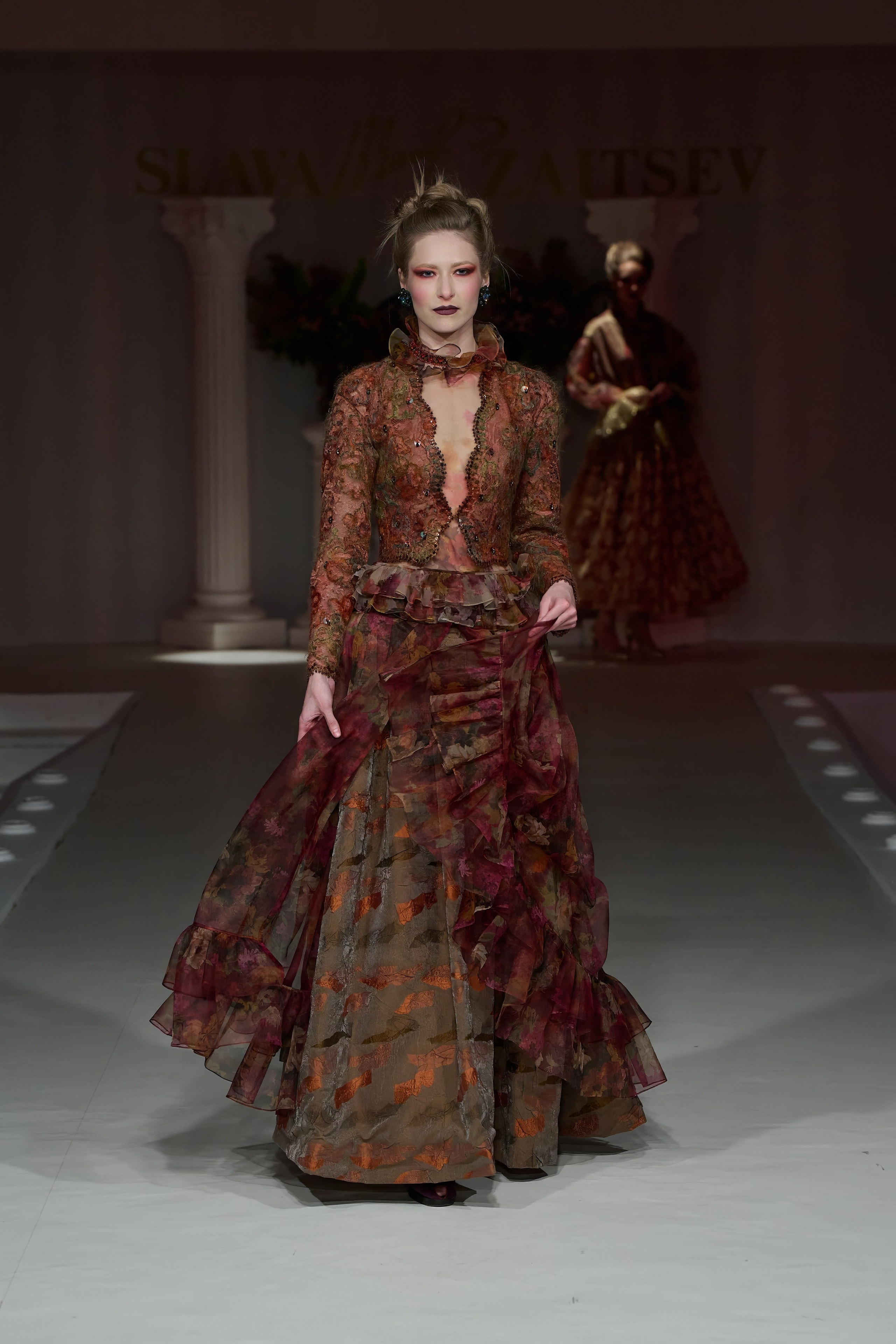 Slava&Yegor Zaitsevs. Показ-спектакль «Воспоминание». 21 июня 2025. Дима Бабушкин. Фотограф. Подиум. Репортаж. Творчество. Дорого