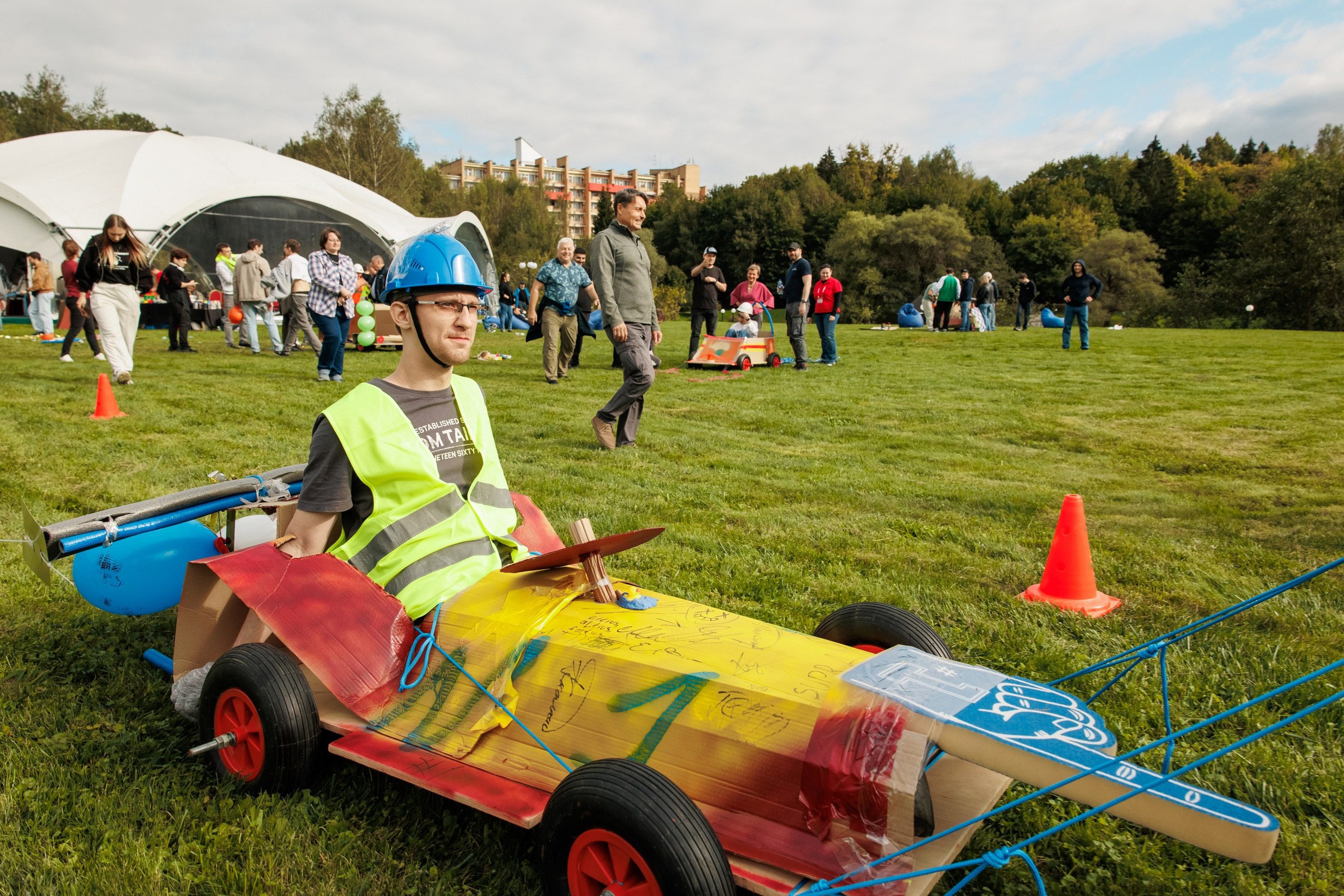 Тимбилдинг выезд. Репортажный фотограф. Москва. Алина Ланская
