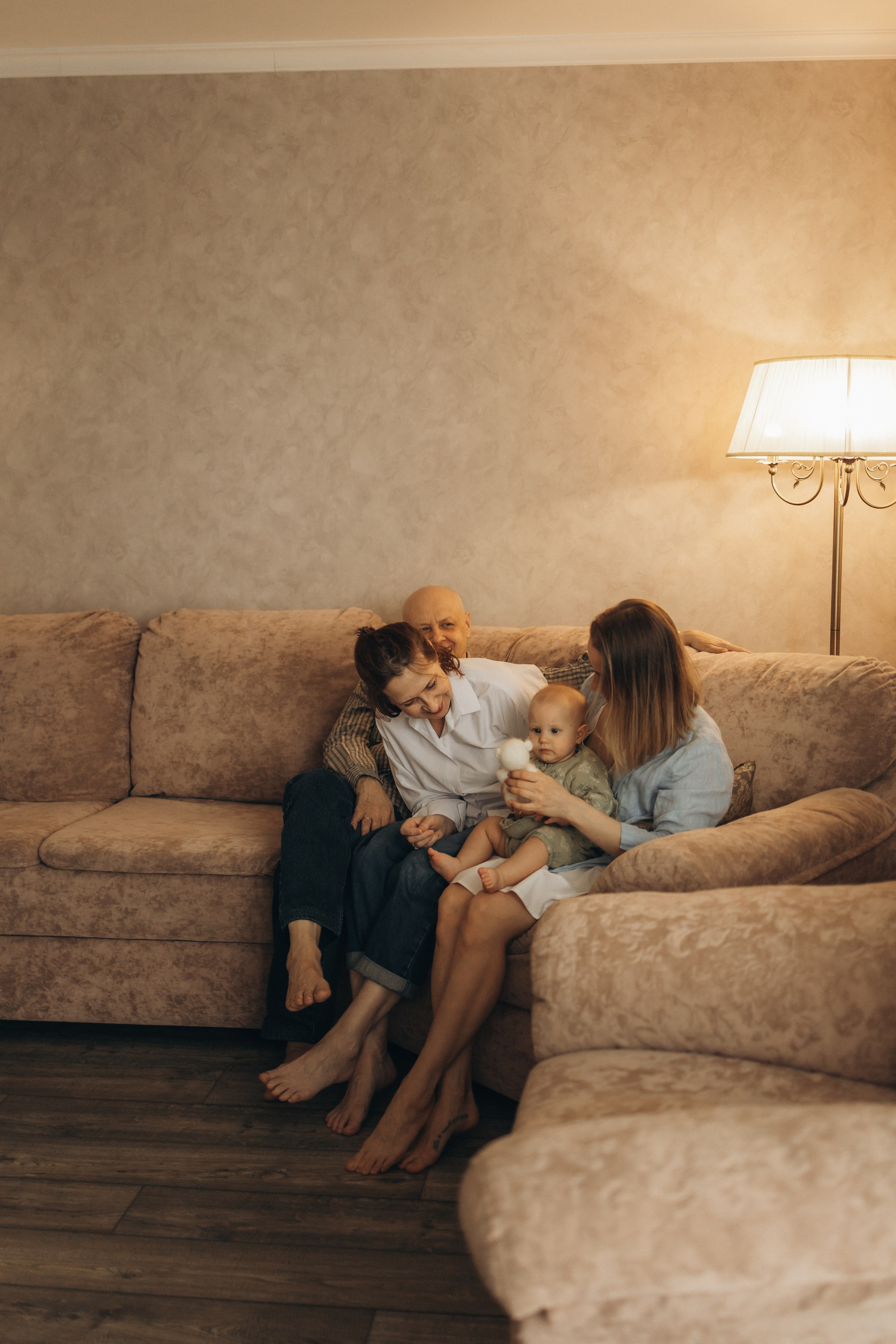 Полина, Максим и малышка Нина. Семейный, домашний, ньюборн фотограф Москва Цветкова Елизавета