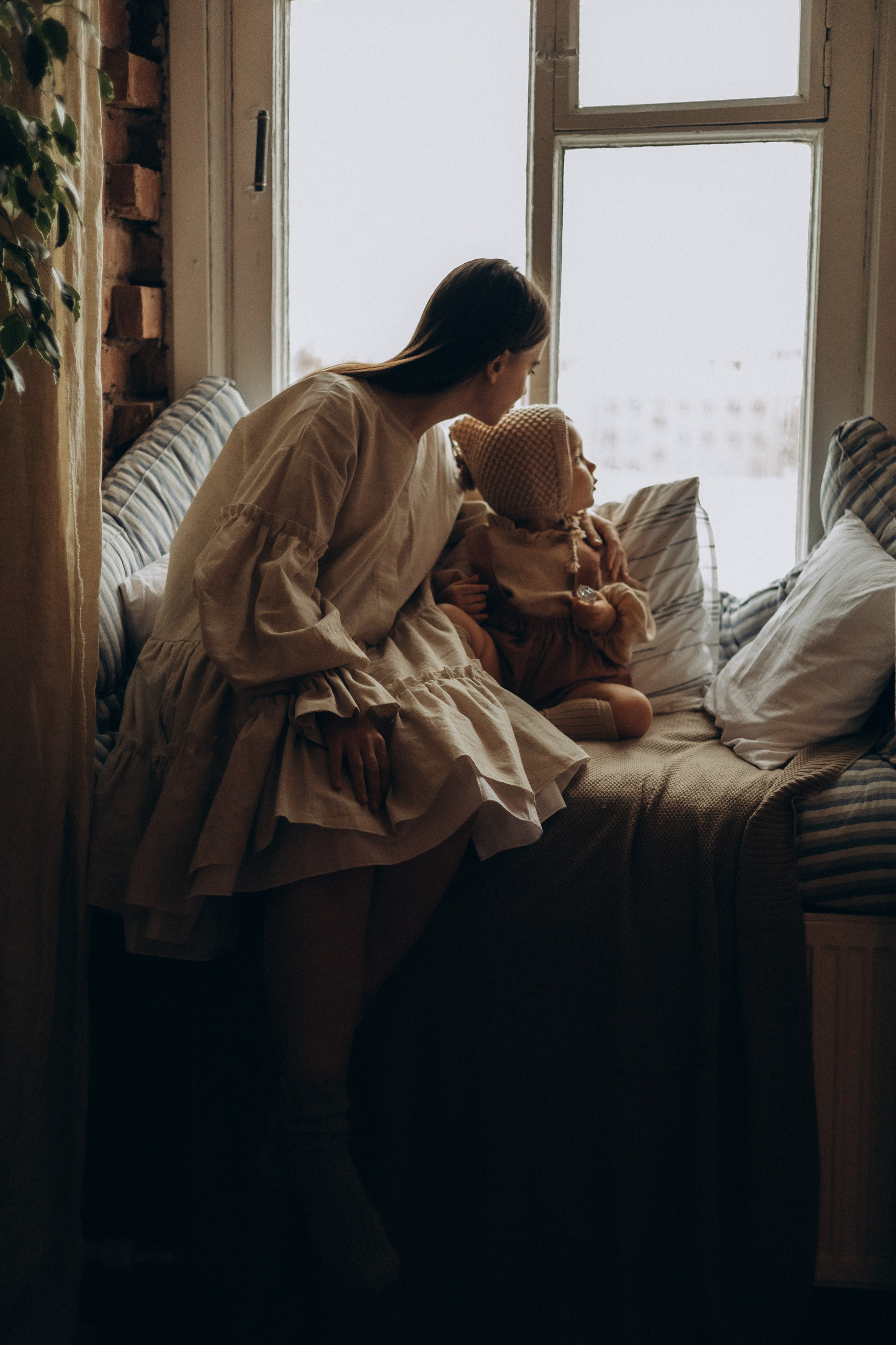 Валя и малышка Ева. Семейный, домашний, ньюборн фотограф Москва Цветкова Елизавета