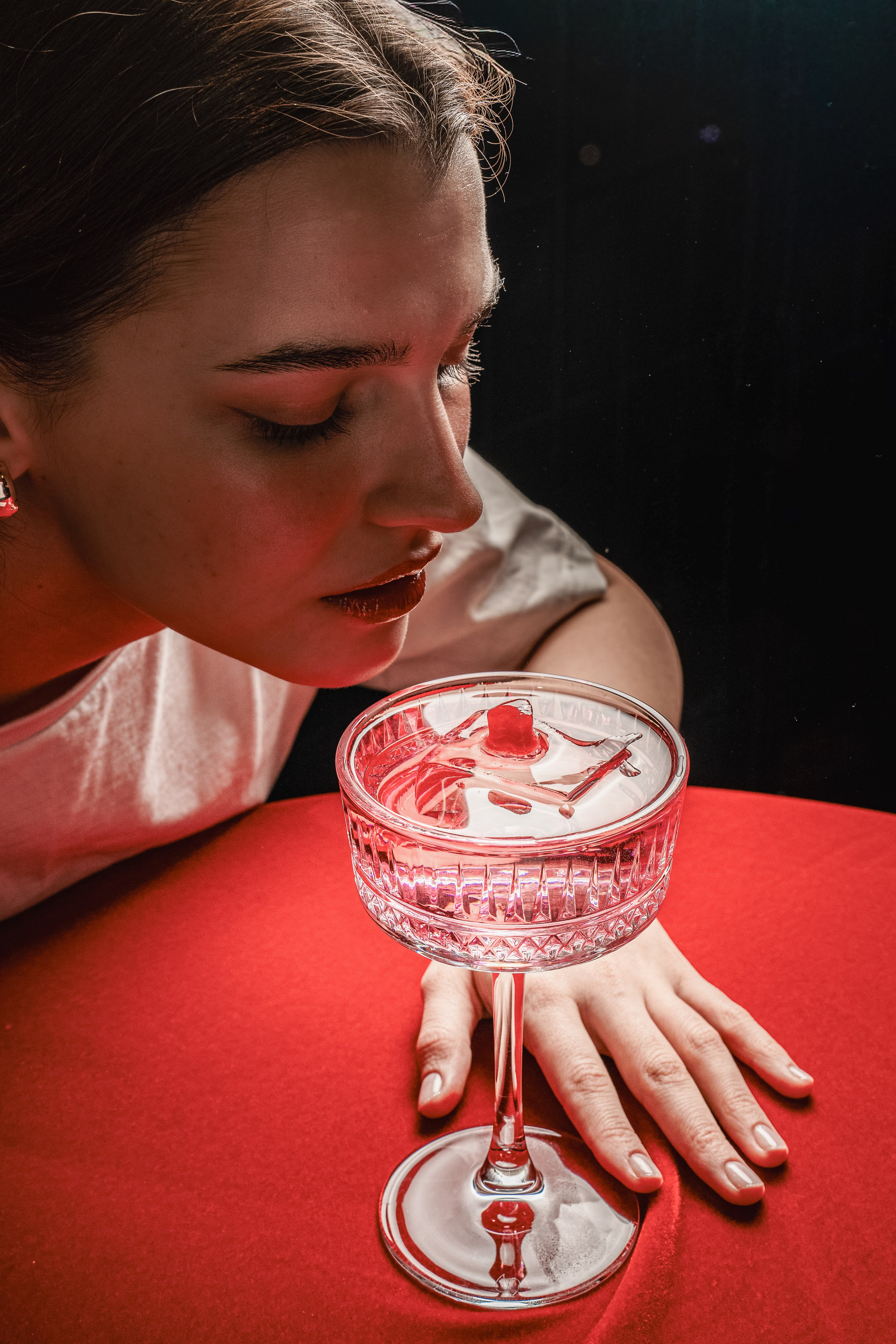 Love. Автор визуальных концепций и имиджевых съёмок Brand Visual Direction