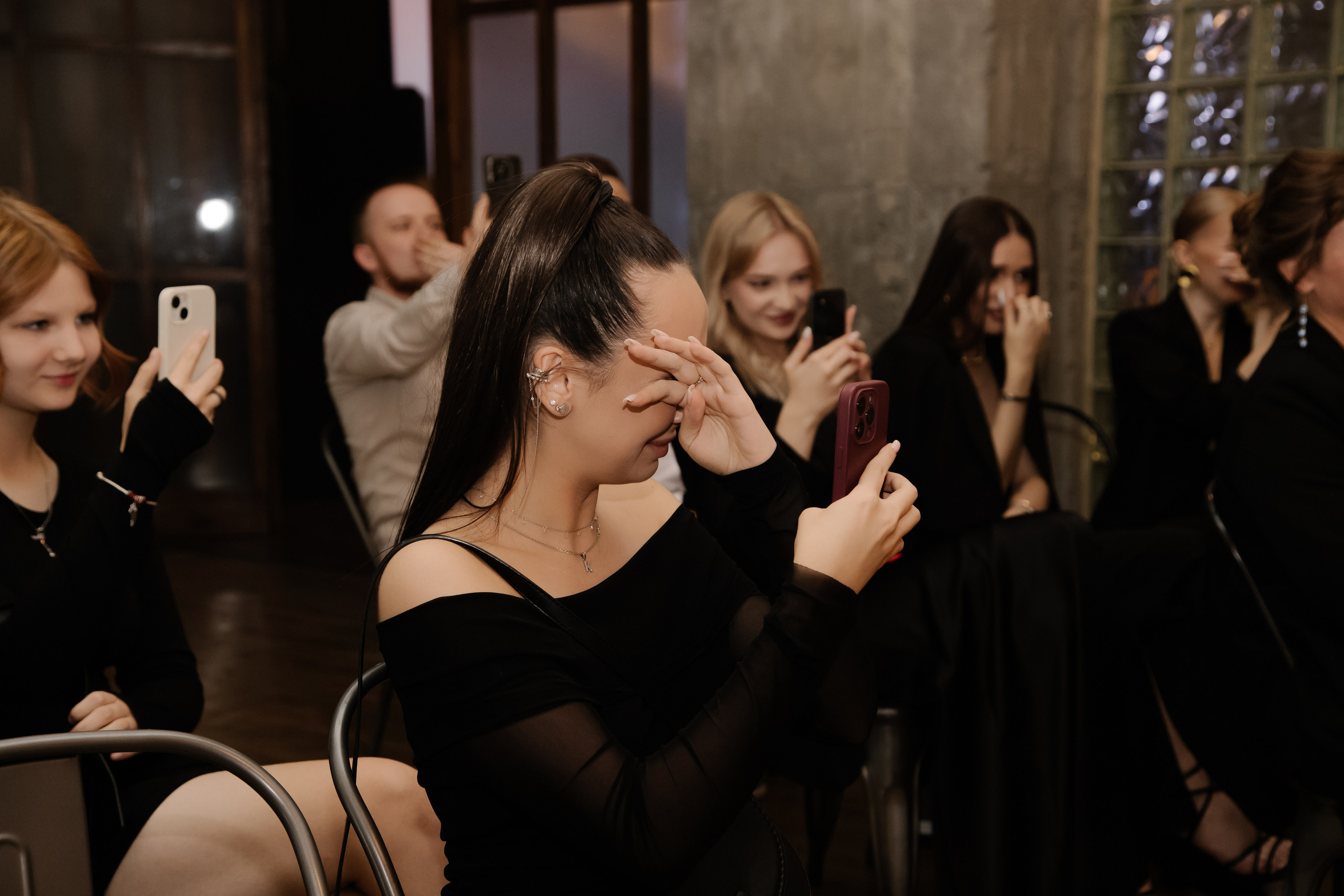 Цветочная локация. Свадебный фотограф Челябинск Полина Чеботарь