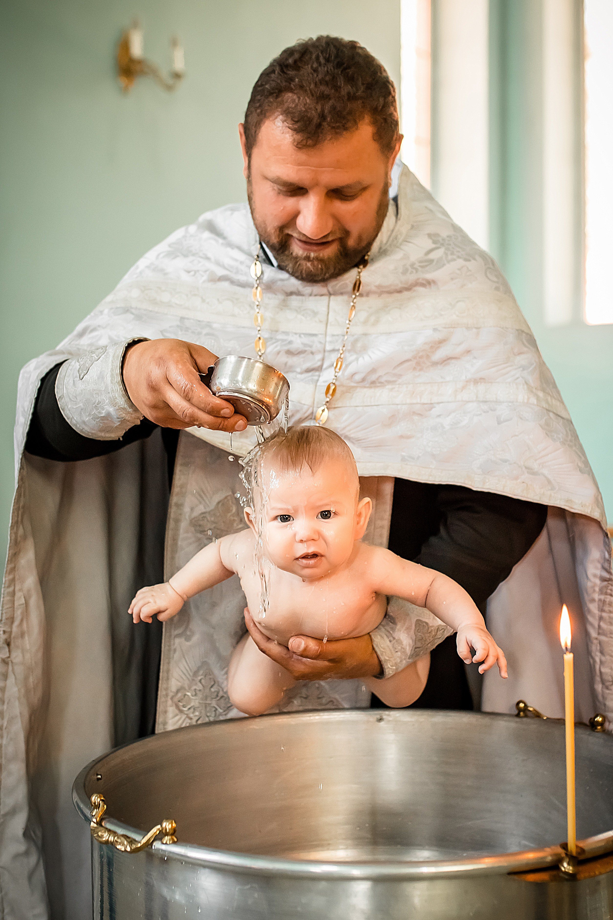 Крещение Милании и Эмилии