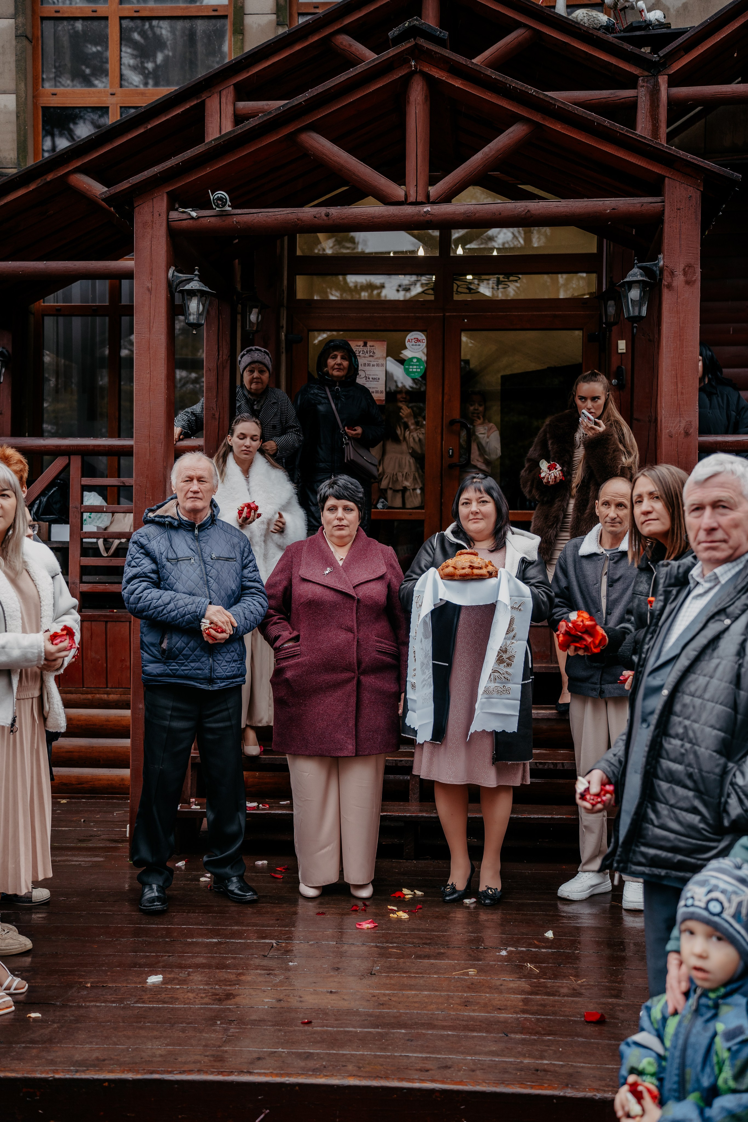 Полный свадебный день. Фотограф, видеограф и пилот дрона на Байкале