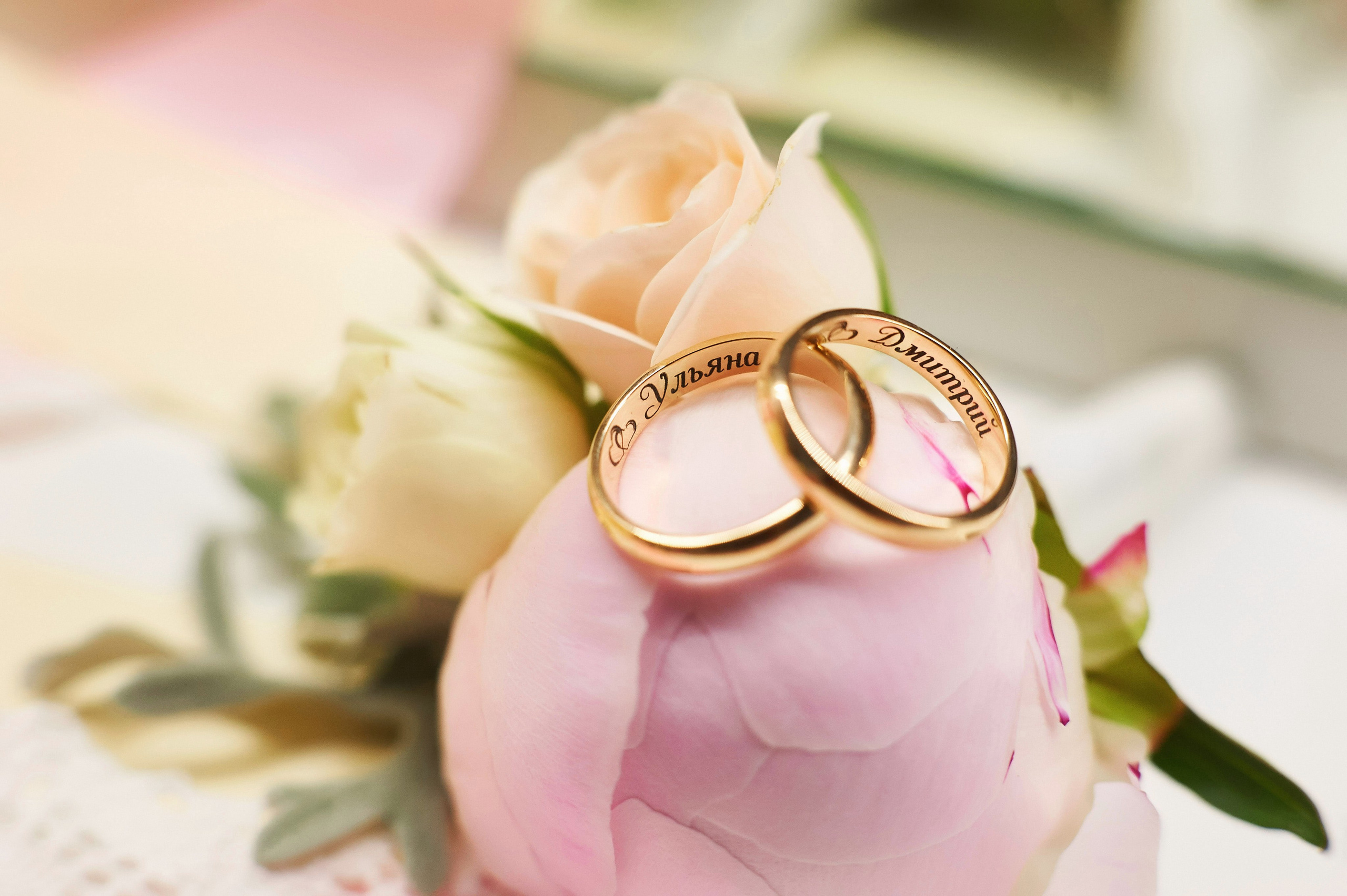 Ульяна и Дмитрий (свадебная прогулка в Сестрорецке под дождем, , фотосессия в верхнем парке Петергофа). Портретный, семейный и свадебный фотограф в Санкт-Петербурге и в Пушкине Ширяев Денис