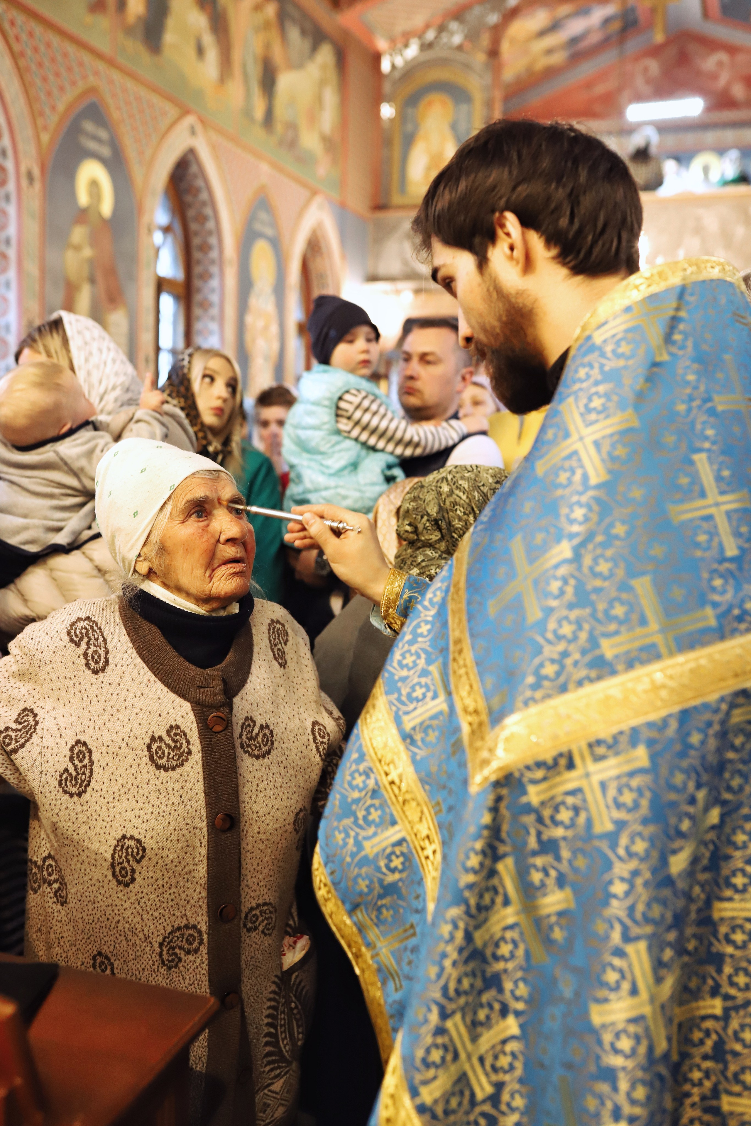 Съемка Литургии. Фотограф и видеограф в Санкт-Петербурге