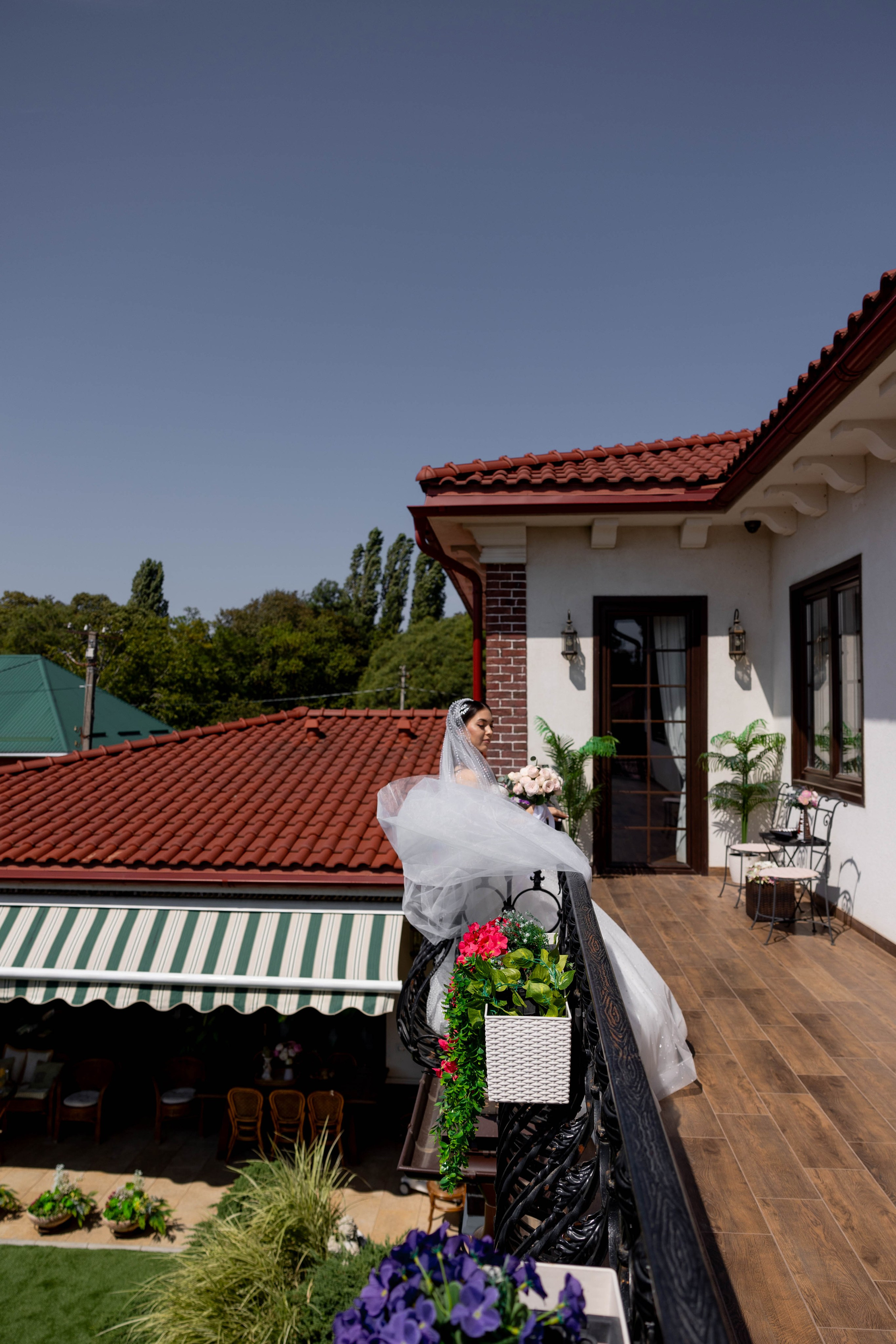 Милана и. Видеосьемка, фотосьемка свадеб, юбилеев, утренников в Краснодарском кр