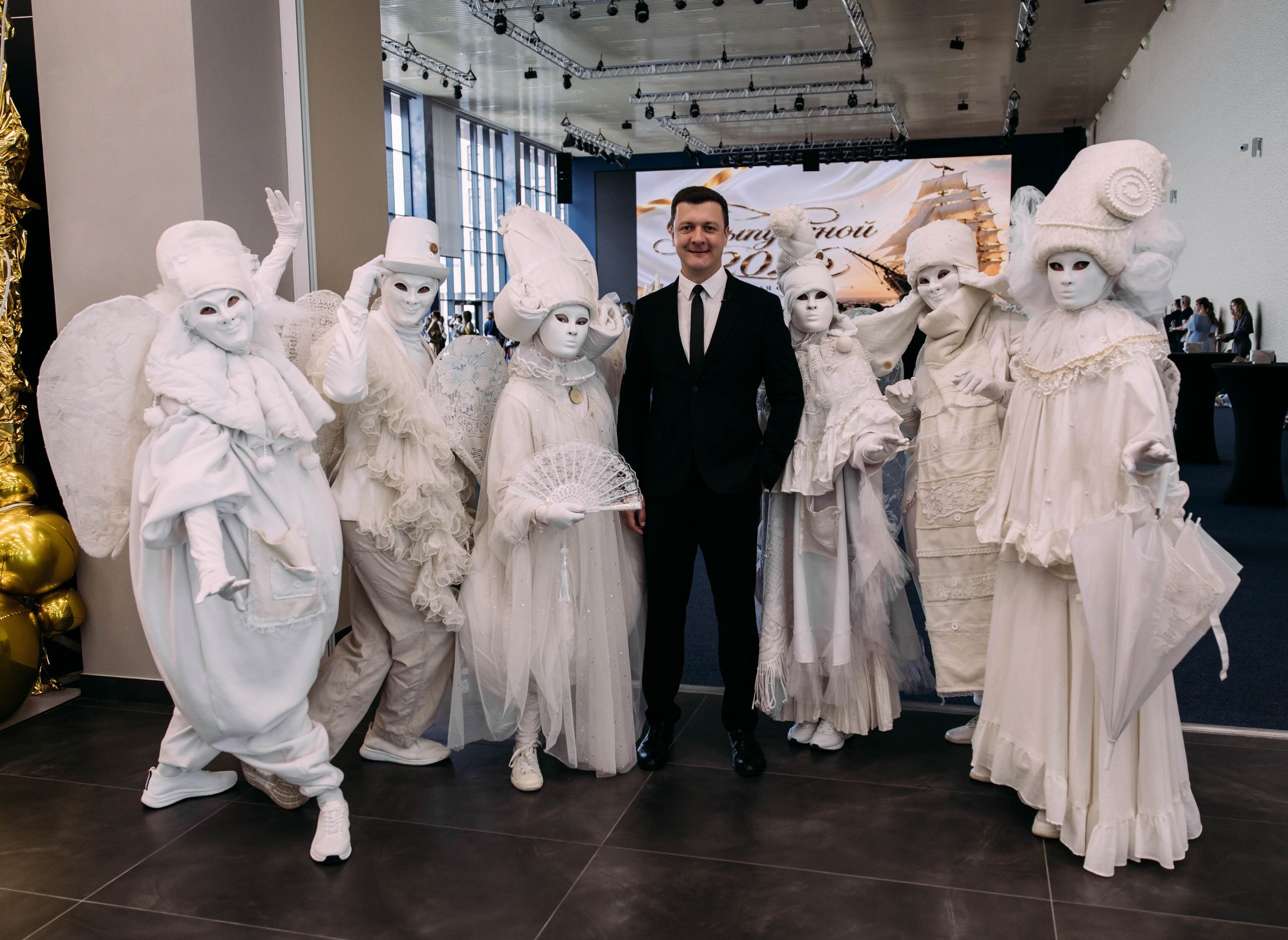 Губернаторский бал выпускников. Фотограф Марина Аблаева-Кожедуб