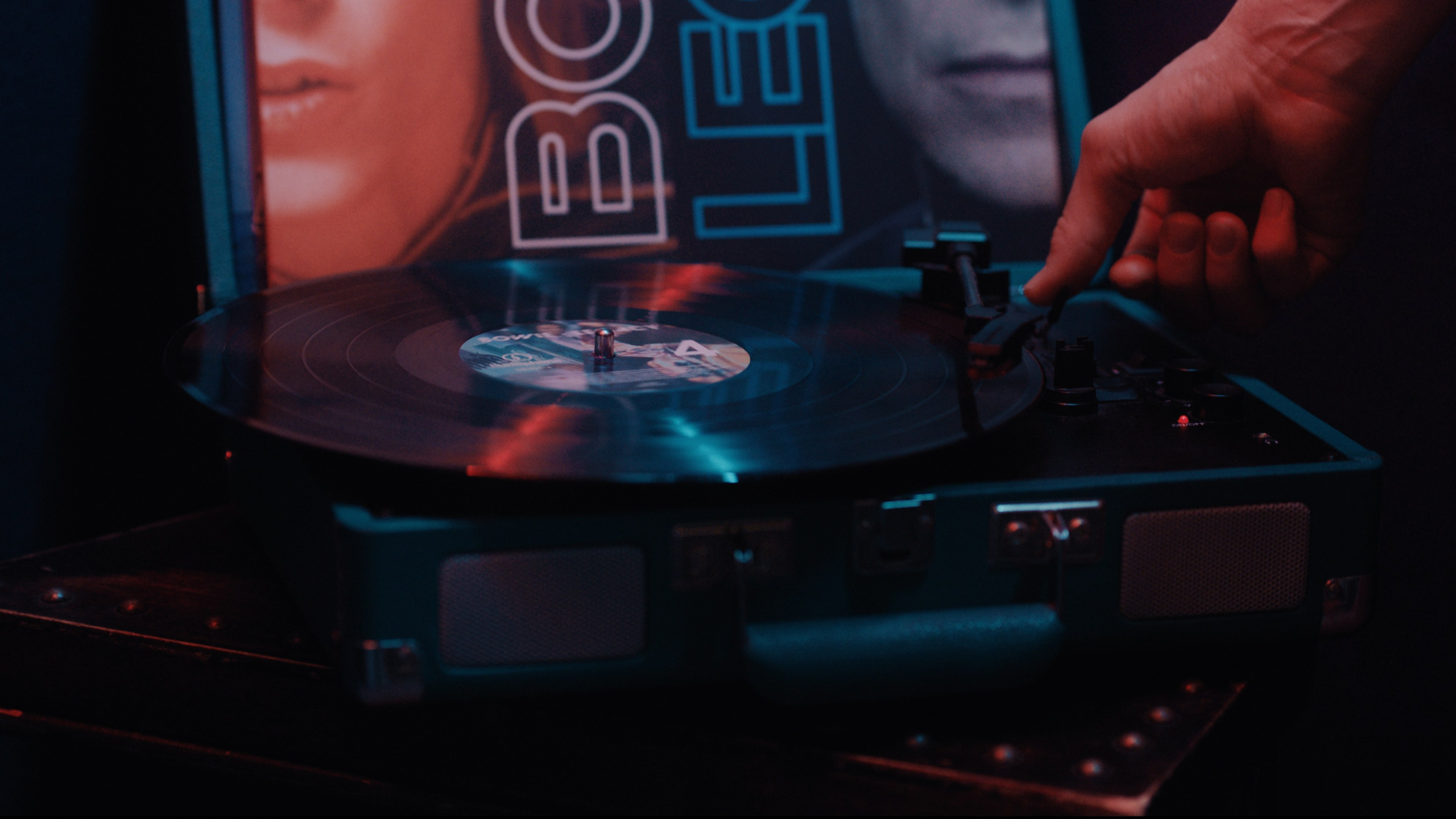 «CYBERPUNK» — short film. DANILA KOMKIN — Colorist