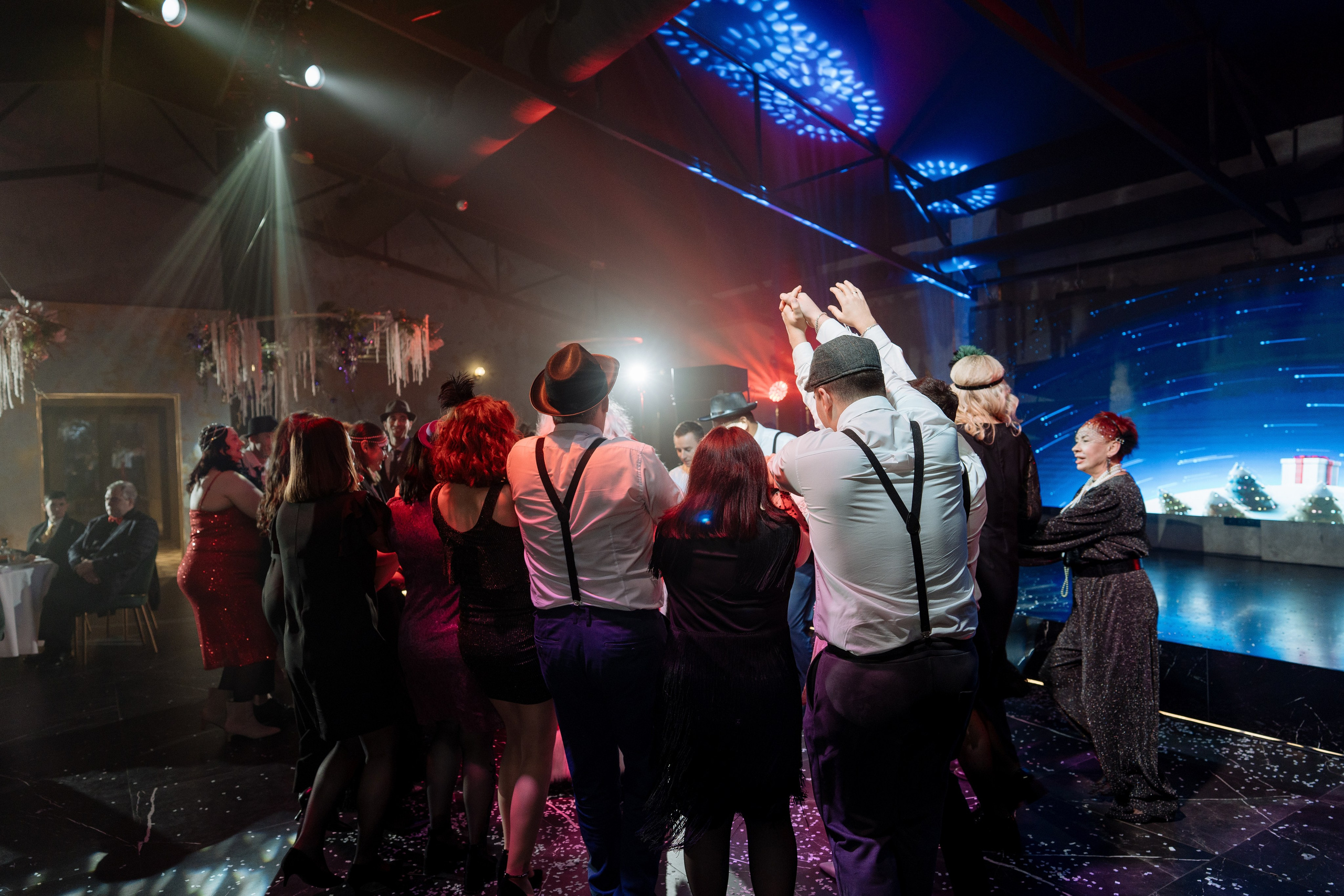 Альбион Тур