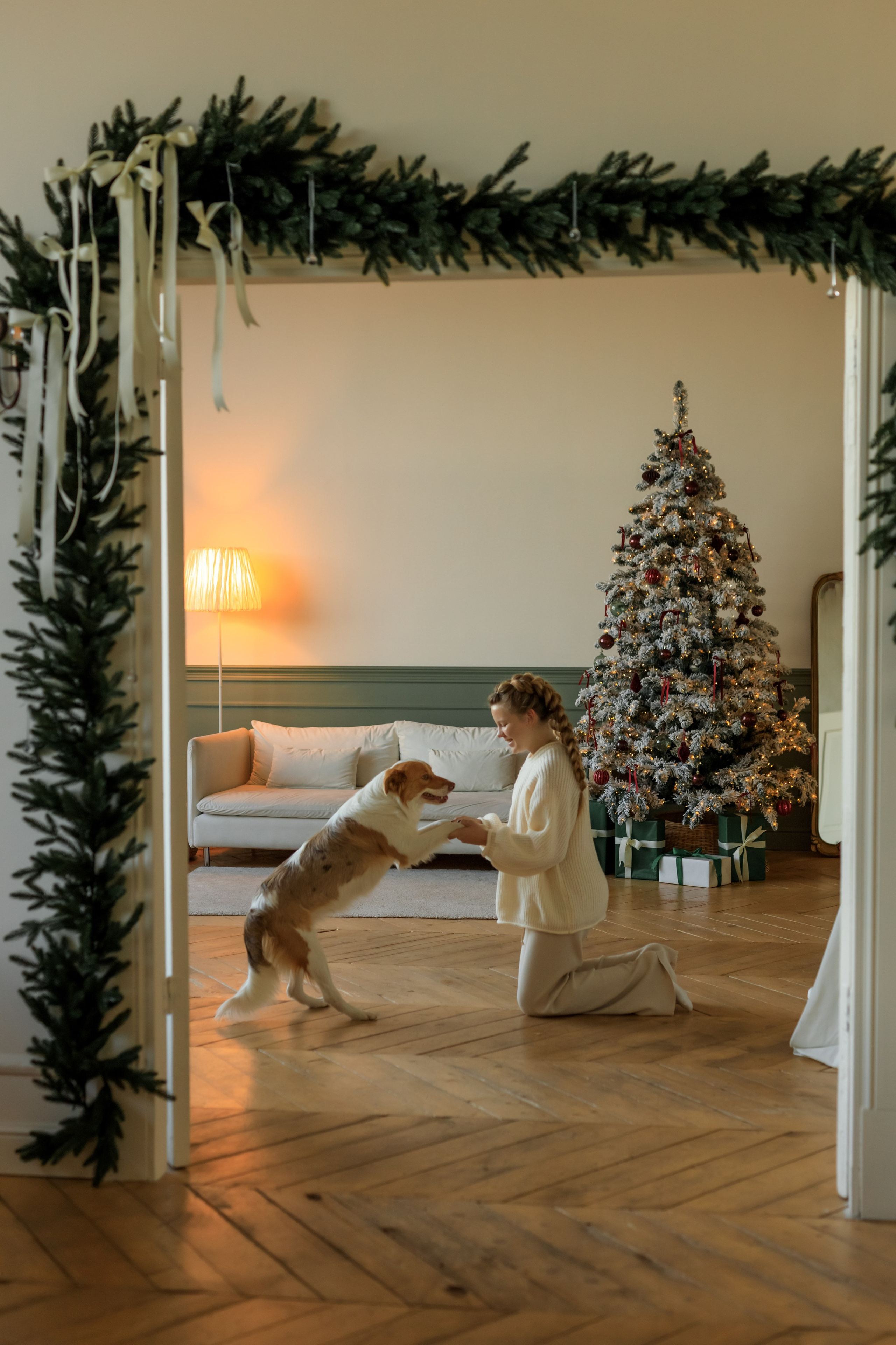 Девочка и собака (студийная). Семейный и детский фотограф в Краснодаре Элона Литвинова